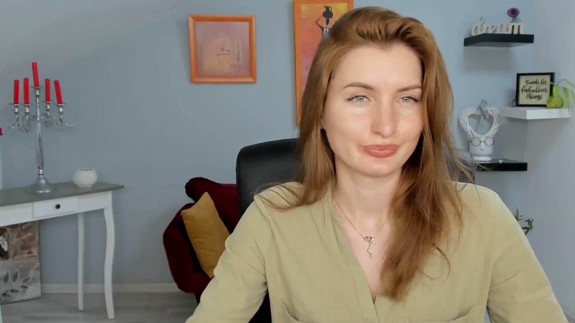 Gallery image thumbnail from EmilysBack's myfreecams stream on, 05/29/2025, 19:01 image 12 of 20
