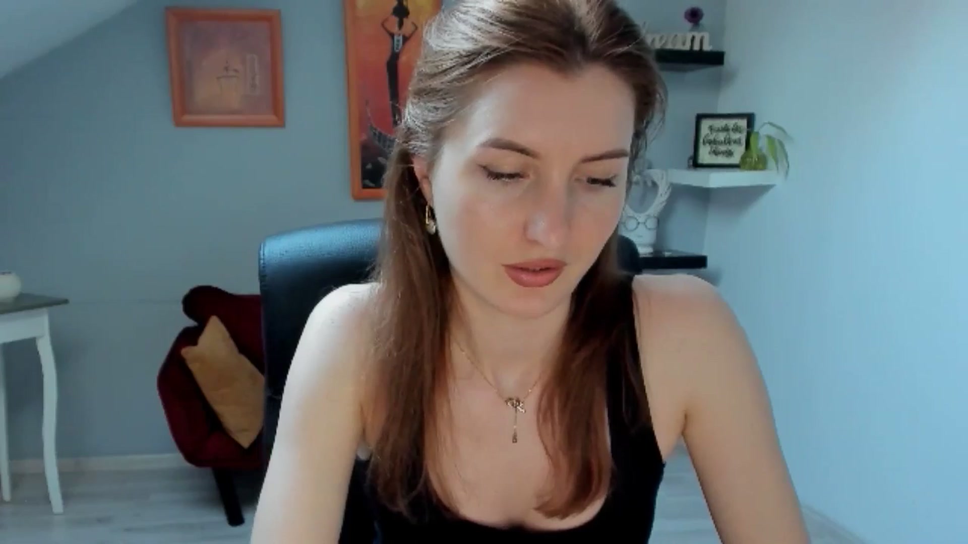 Gallery image thumbnail from EmilysBack's myfreecams stream on, 05/30/2025, 17:30 image 8 of 20