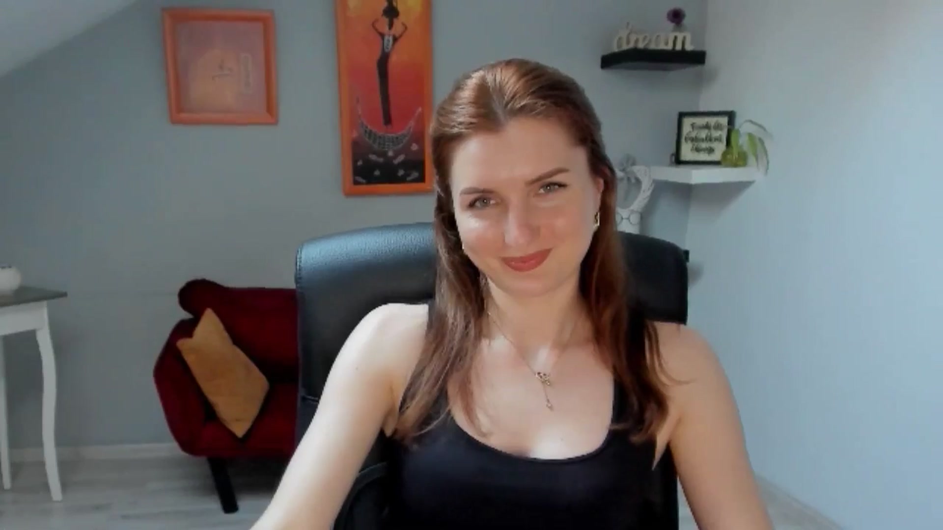 Gallery image thumbnail from EmilysBack's myfreecams stream on, 05/30/2025, 17:30 image 20 of 20