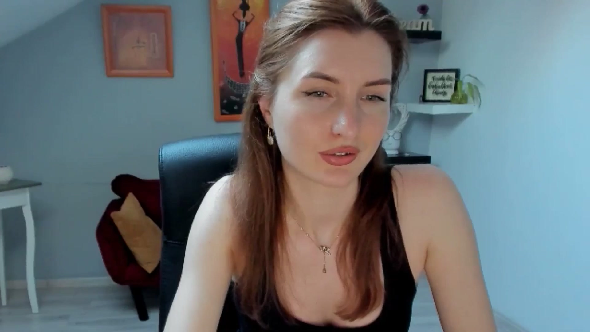 Gallery image thumbnail from EmilysBack's myfreecams stream on, 05/30/2025, 17:30 image 10 of 20