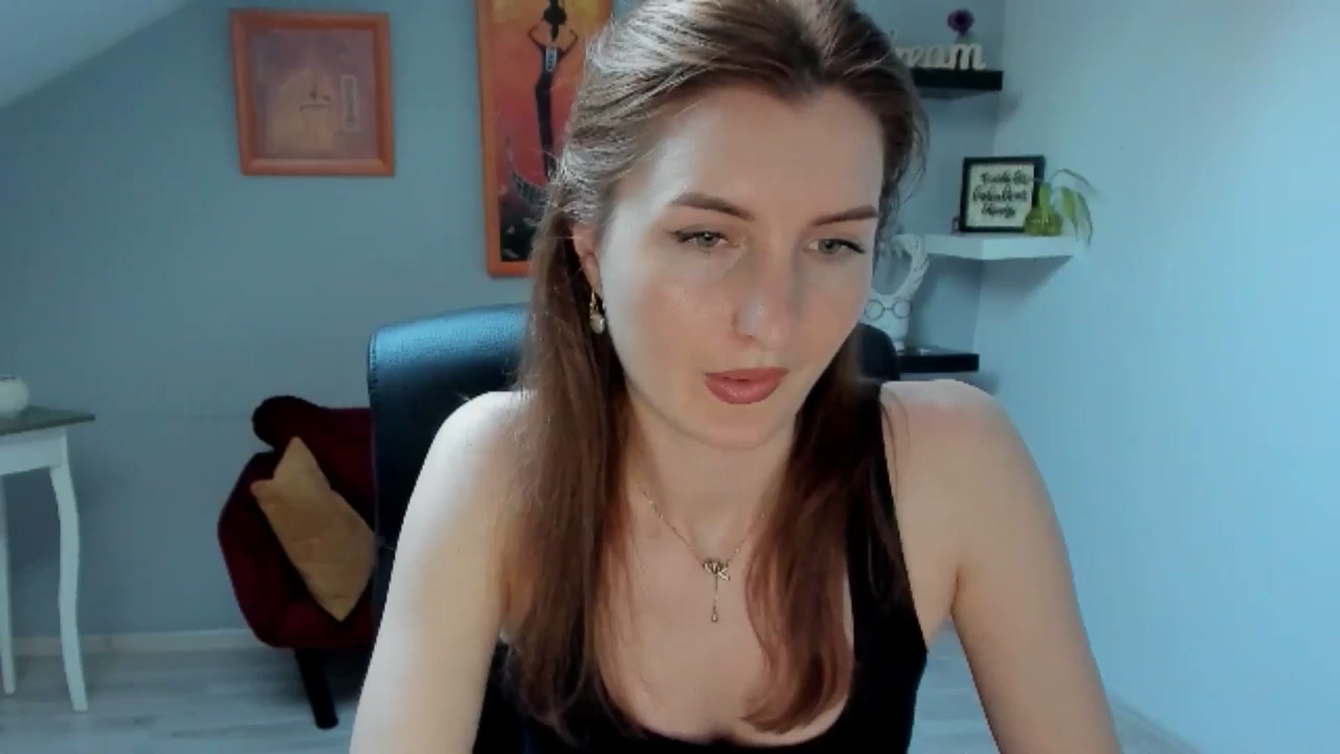 Gallery image thumbnail from EmilysBack's myfreecams stream on, 05/30/2025, 17:30 image 9 of 20