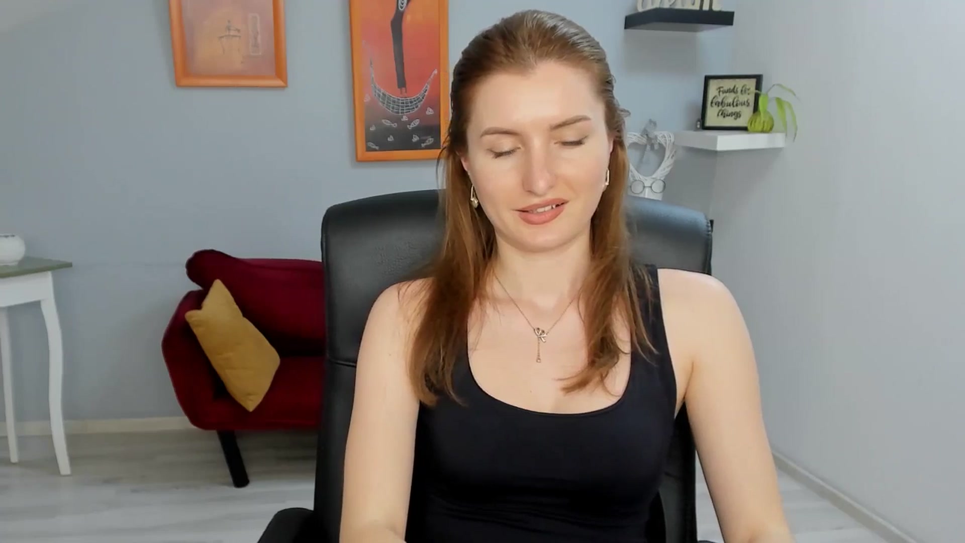 Gallery image thumbnail from EmilysBack's myfreecams stream on, 05/30/2025, 18:40 image 19 of 20