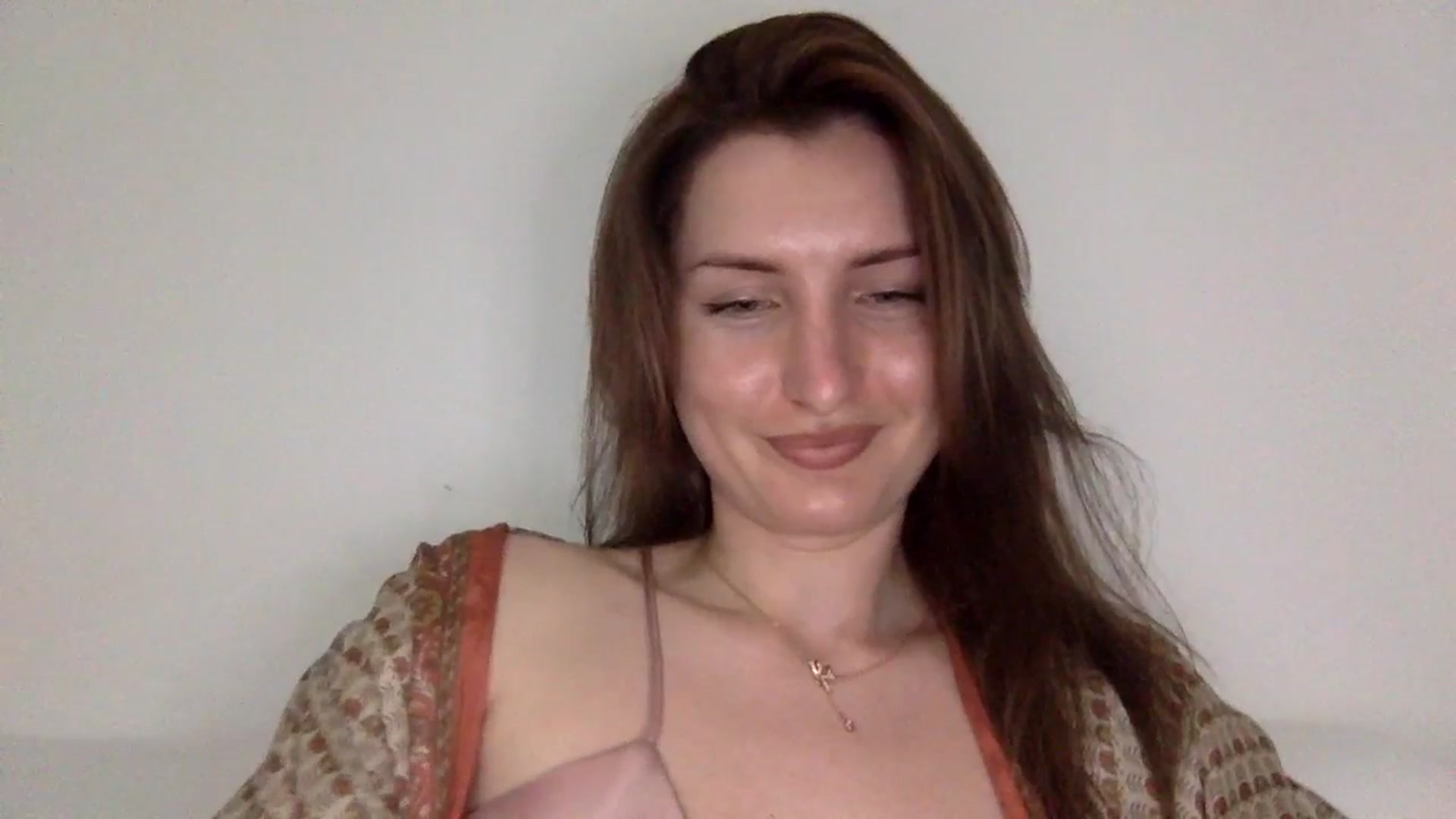 Gallery image thumbnail from EmilysBack's myfreecams stream on, 06/14/2025, 22:21 image 4 of 20