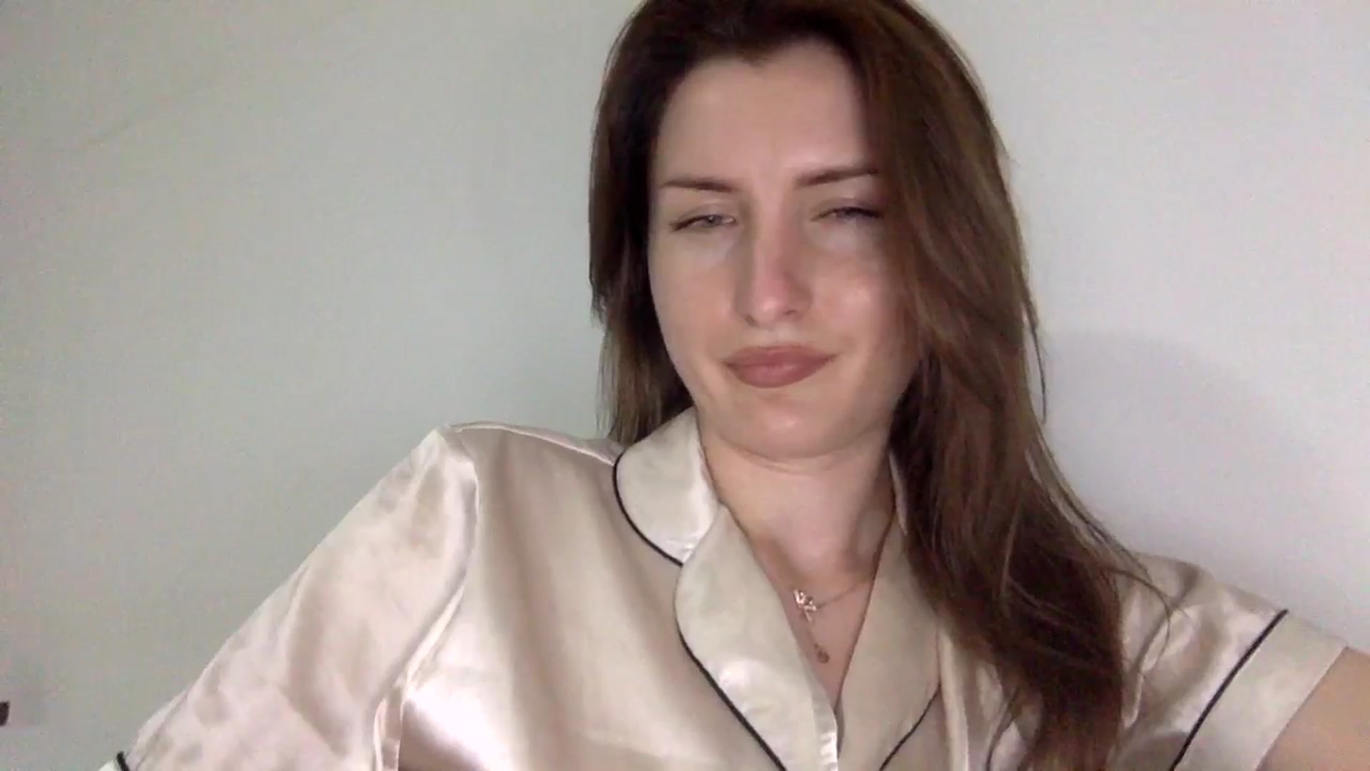 Gallery image thumbnail from EmilysBack's myfreecams stream on, 06/15/2025, 20:25 image 3 of 20