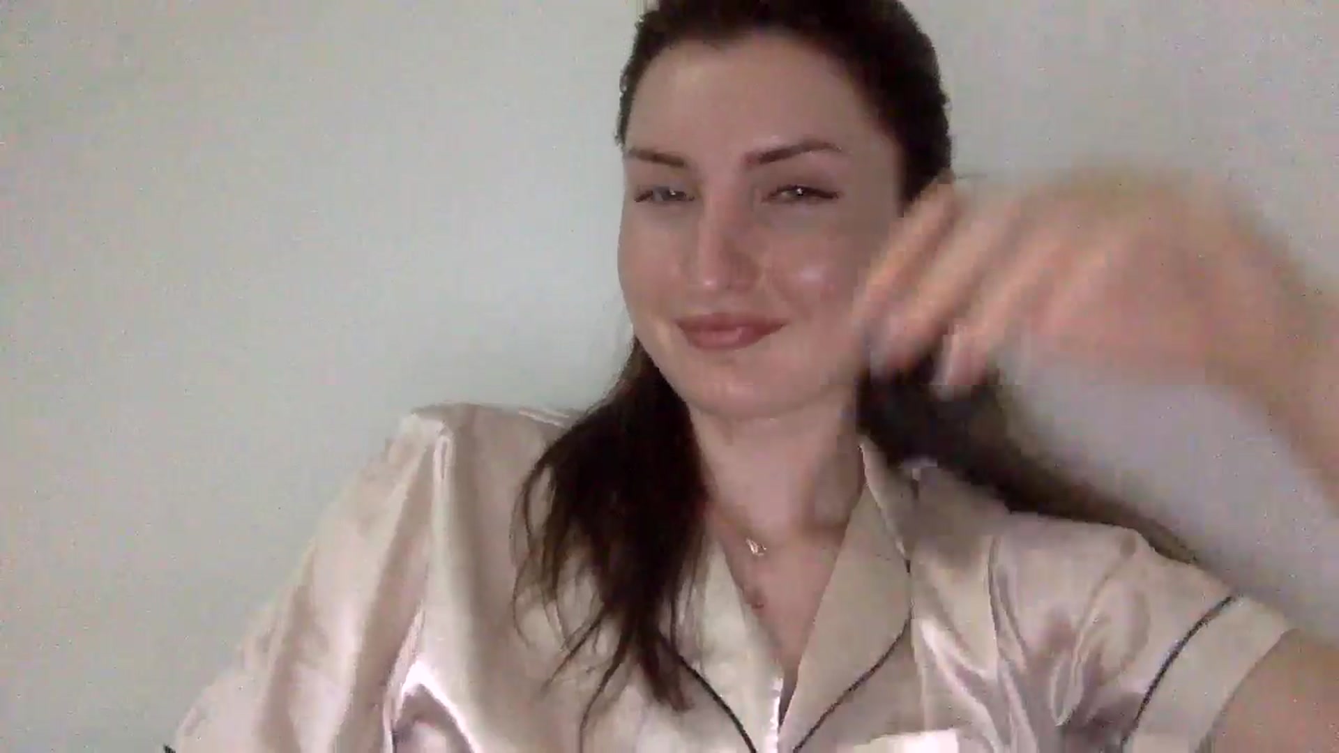 Gallery image thumbnail from EmilysBack's myfreecams stream on, 06/15/2025, 20:25 image 19 of 20