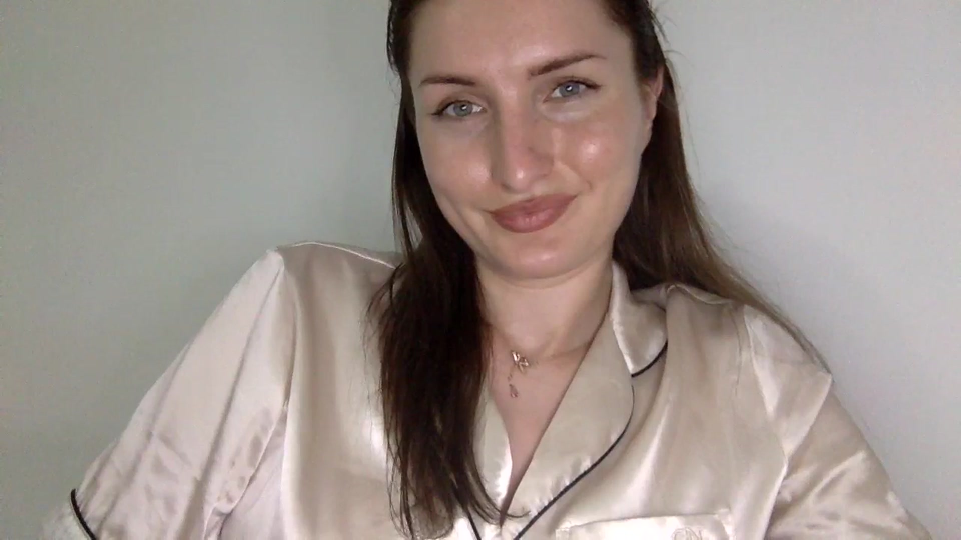 Gallery image thumbnail from EmilysBack's myfreecams stream on, 06/15/2025, 21:49 image 16 of 20