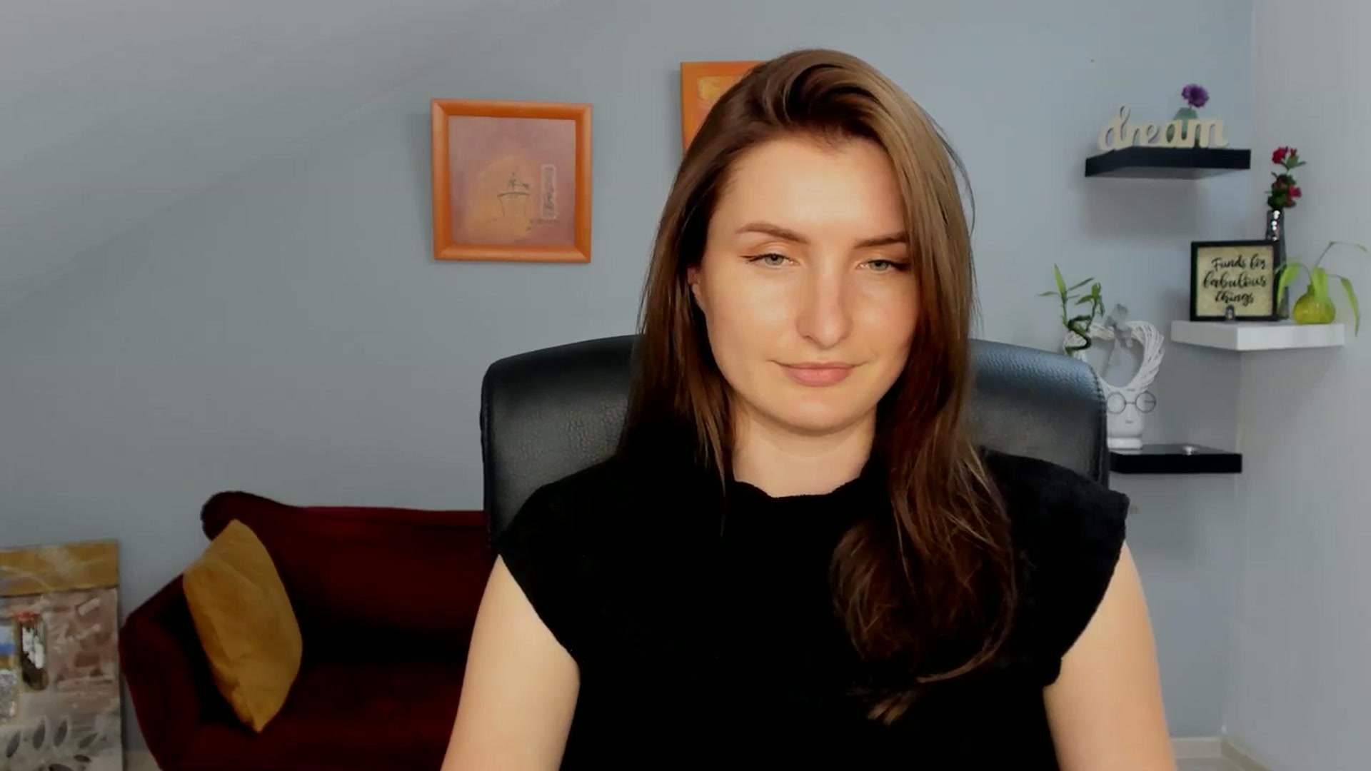 Gallery image thumbnail from EmilysBack's myfreecams stream on, 07/23/2025, 18:07 image 3 of 20