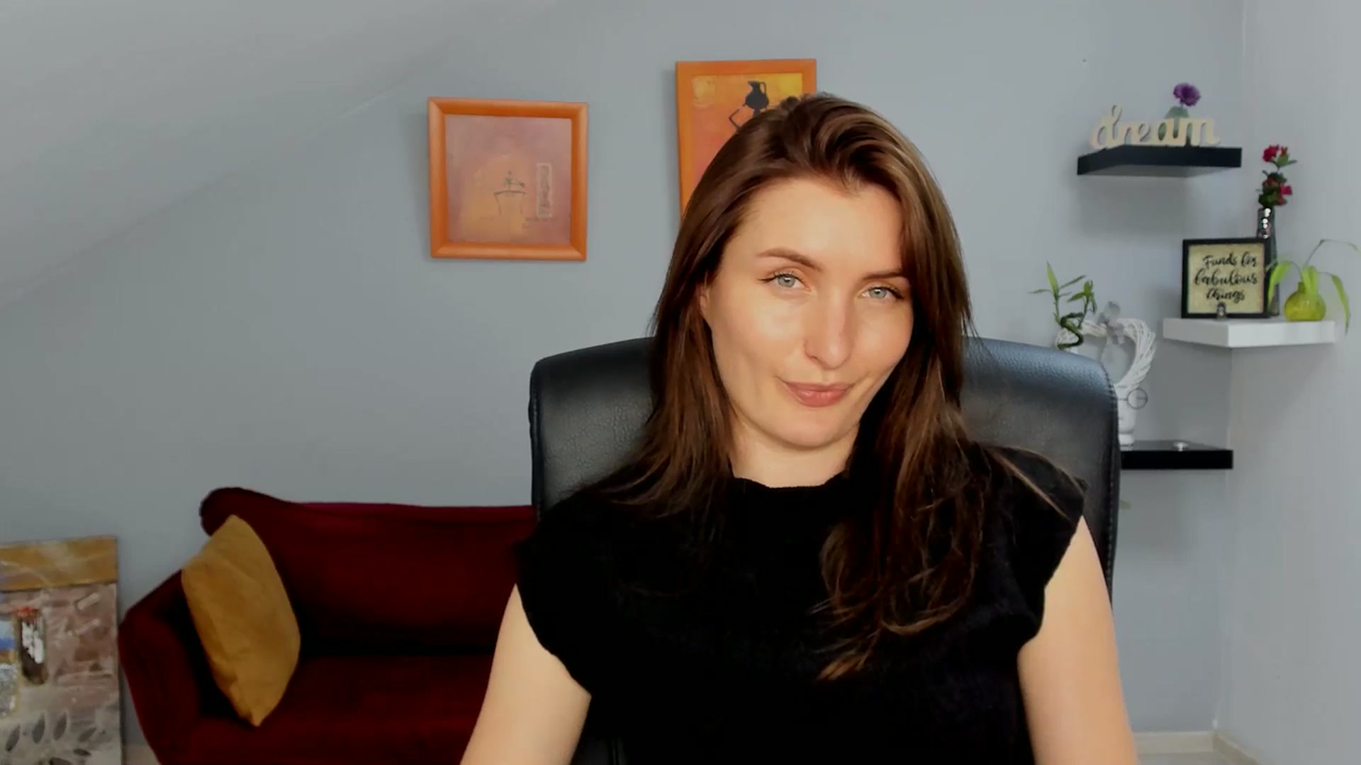 Gallery image thumbnail from EmilysBack's myfreecams stream on, 07/23/2025, 18:07 image 10 of 20