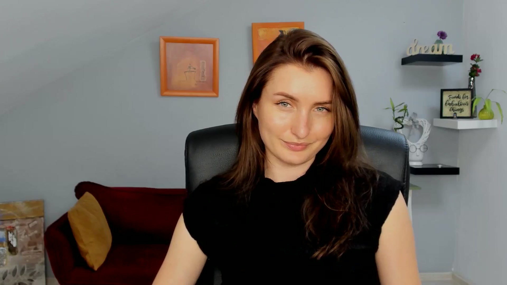 Gallery image thumbnail from EmilysBack's myfreecams stream on, 07/23/2025, 18:07 image 14 of 20