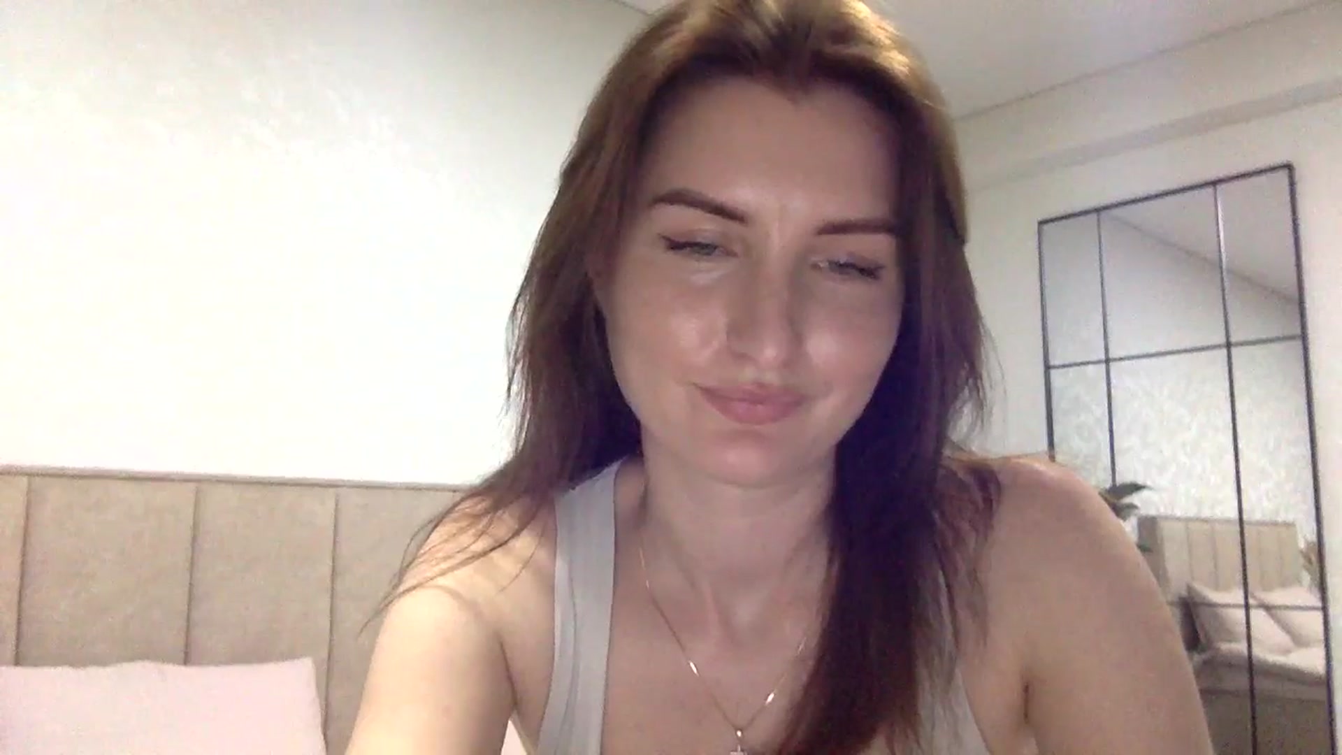 Gallery image thumbnail from EmilysBack's myfreecams stream on, 04/04/2026, 18:10 image 2 of 20