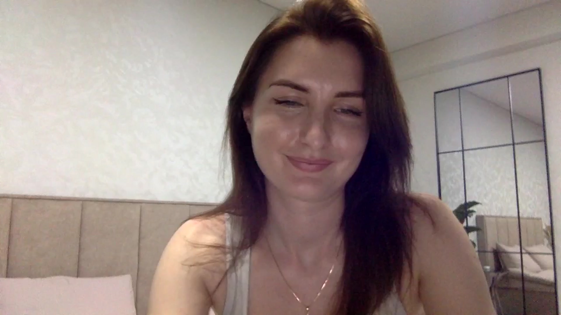 Gallery image thumbnail from EmilysBack's myfreecams stream on, 04/04/2026, 18:10 image 3 of 20