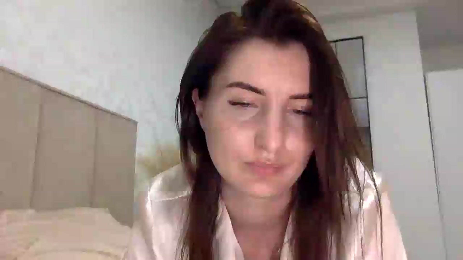 Gallery image thumbnail from EmilysBack's myfreecams stream on, 05/27/2026, 01:18 image 18 of 20