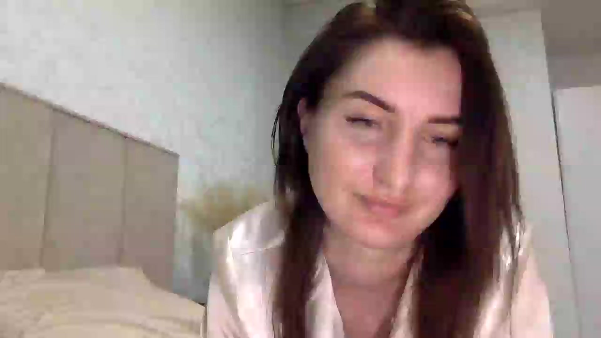 Gallery image thumbnail from EmilysBack's myfreecams stream on, 05/27/2026, 01:18 image 19 of 20
