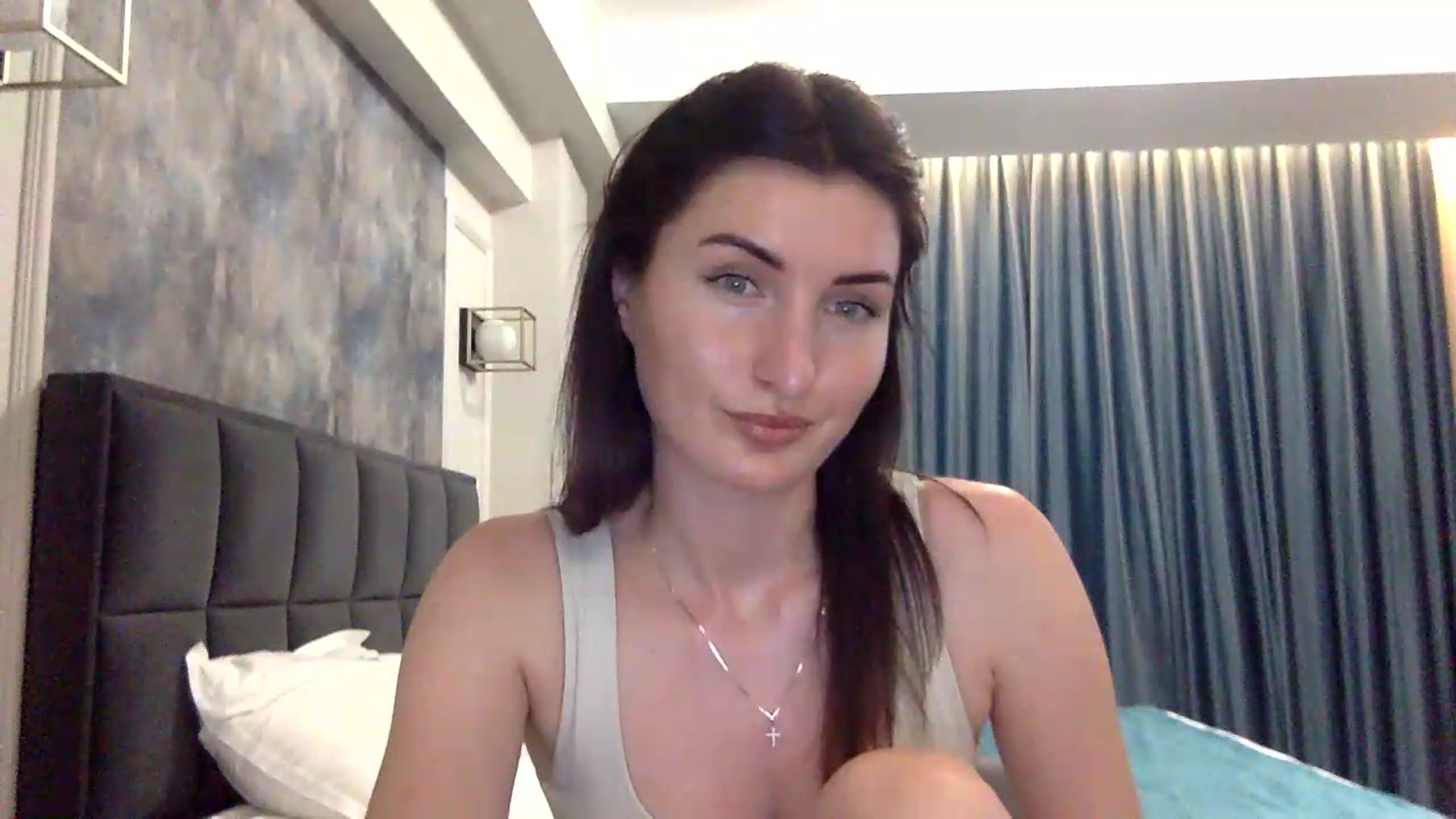 Gallery image thumbnail from EmilysBack's myfreecams stream on, 07/05/2026, 20:45 image 14 of 20
