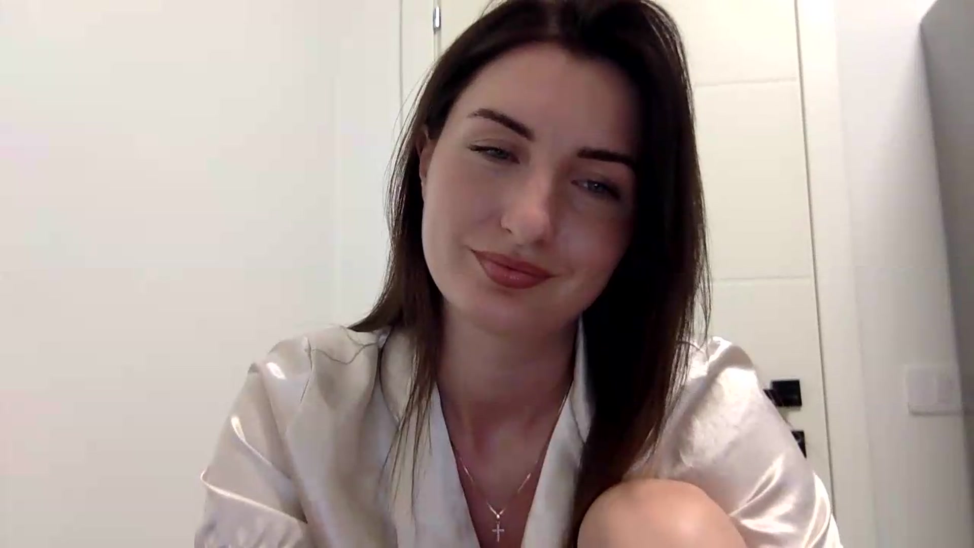 Gallery image thumbnail from EmilysBack's myfreecams stream on, 07/09/2026, 23:06 image 3 of 20