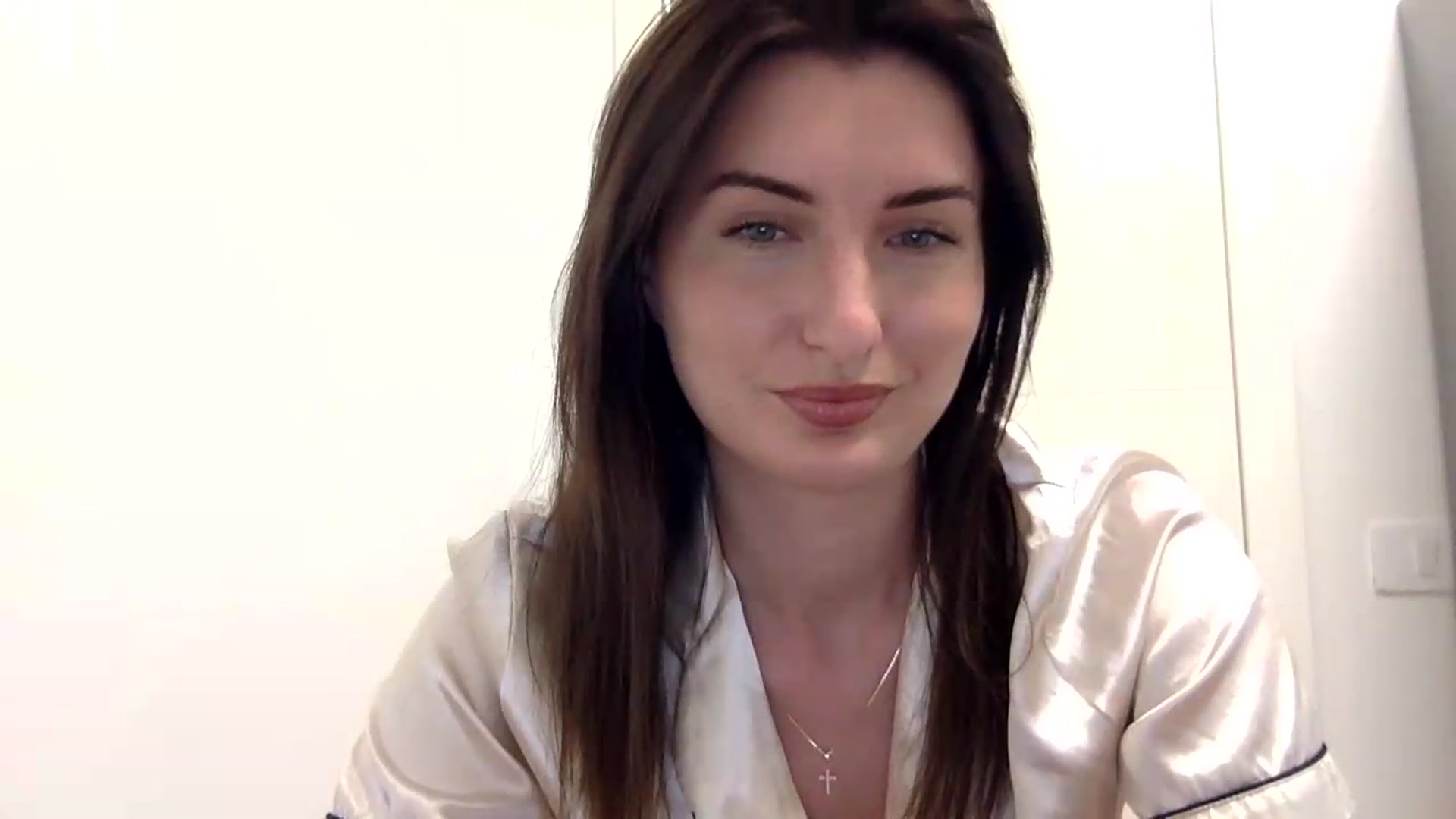 Gallery image thumbnail from EmilysBack's myfreecams stream on, 07/09/2026, 23:06 image 7 of 20