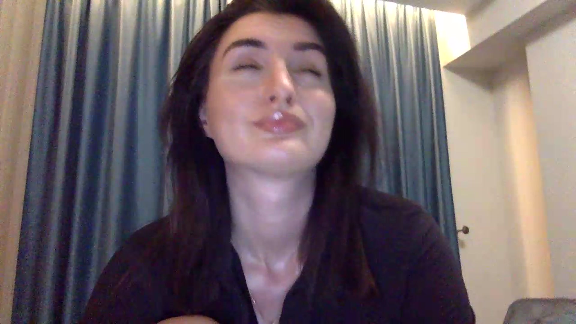 Gallery image thumbnail from EmilysBack's myfreecams stream on, 08/28/2026, 20:30 image 2 of 20