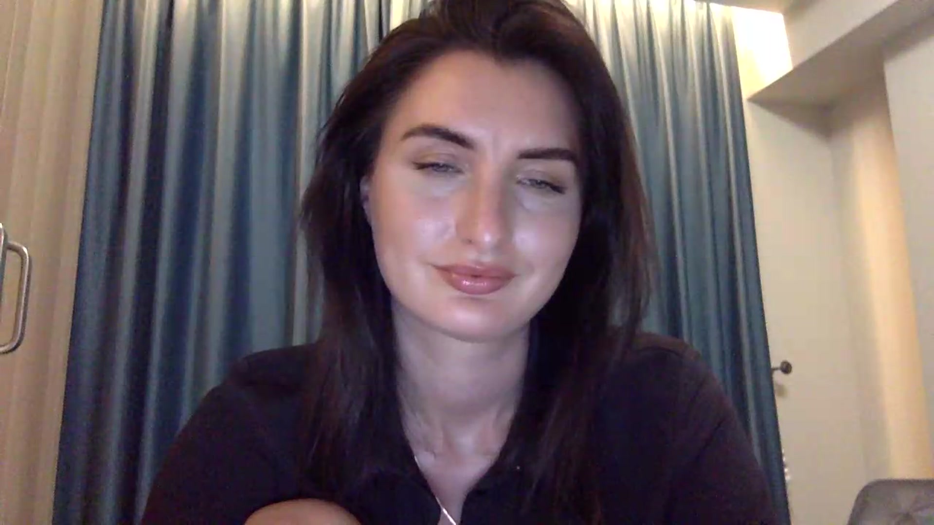 Gallery image thumbnail from EmilysBack's myfreecams stream on, 08/28/2026, 20:30 image 13 of 20