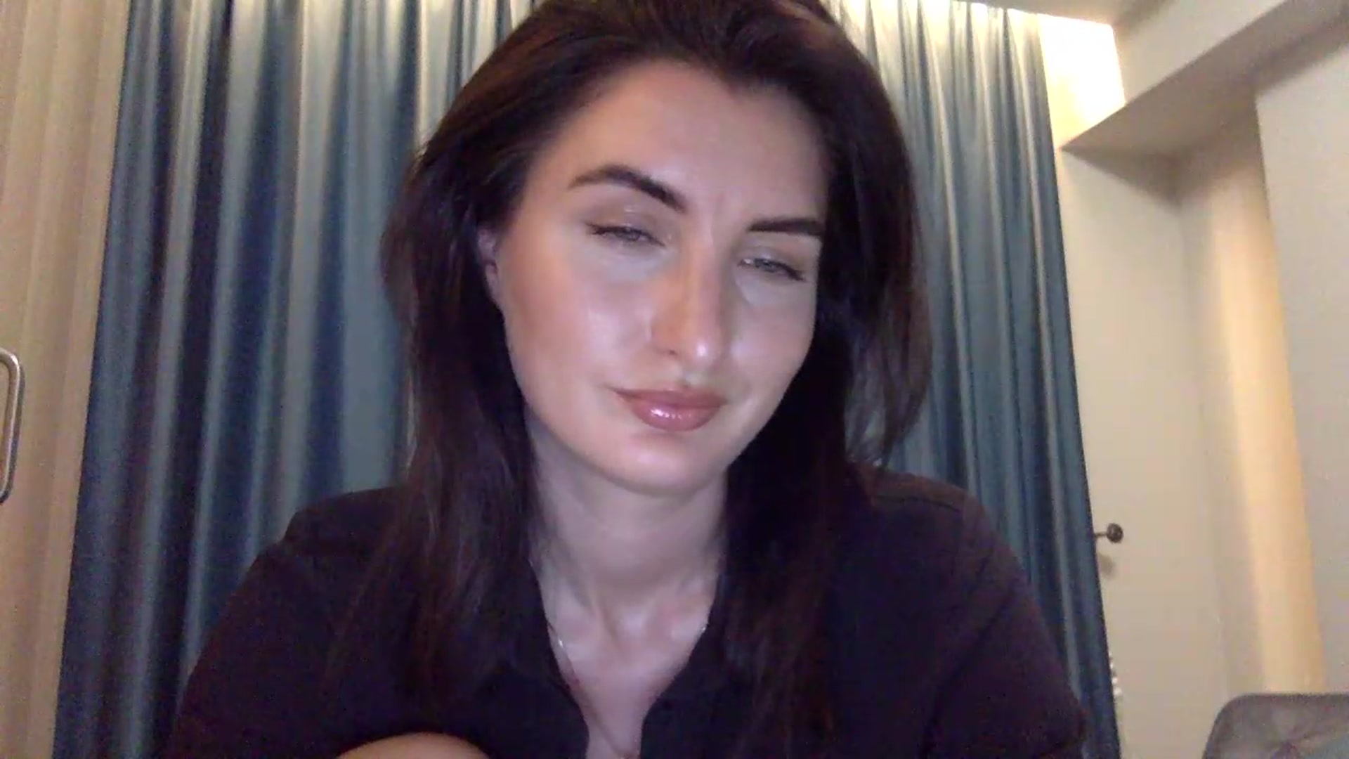 Gallery image thumbnail from EmilysBack's myfreecams stream on, 08/28/2026, 20:30 image 4 of 20