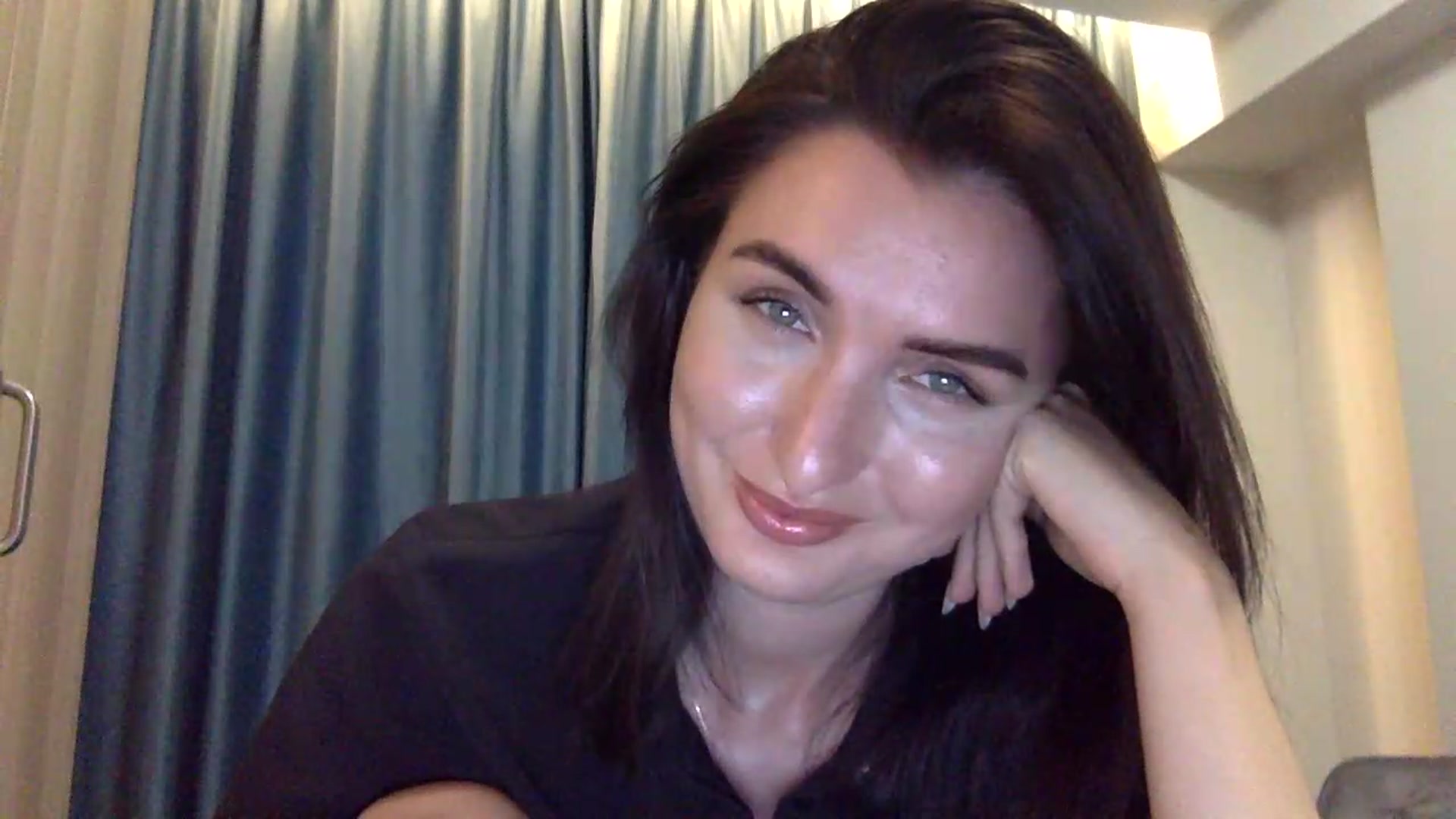 Gallery image thumbnail from EmilysBack's myfreecams stream on, 08/28/2026, 20:30 image 10 of 20