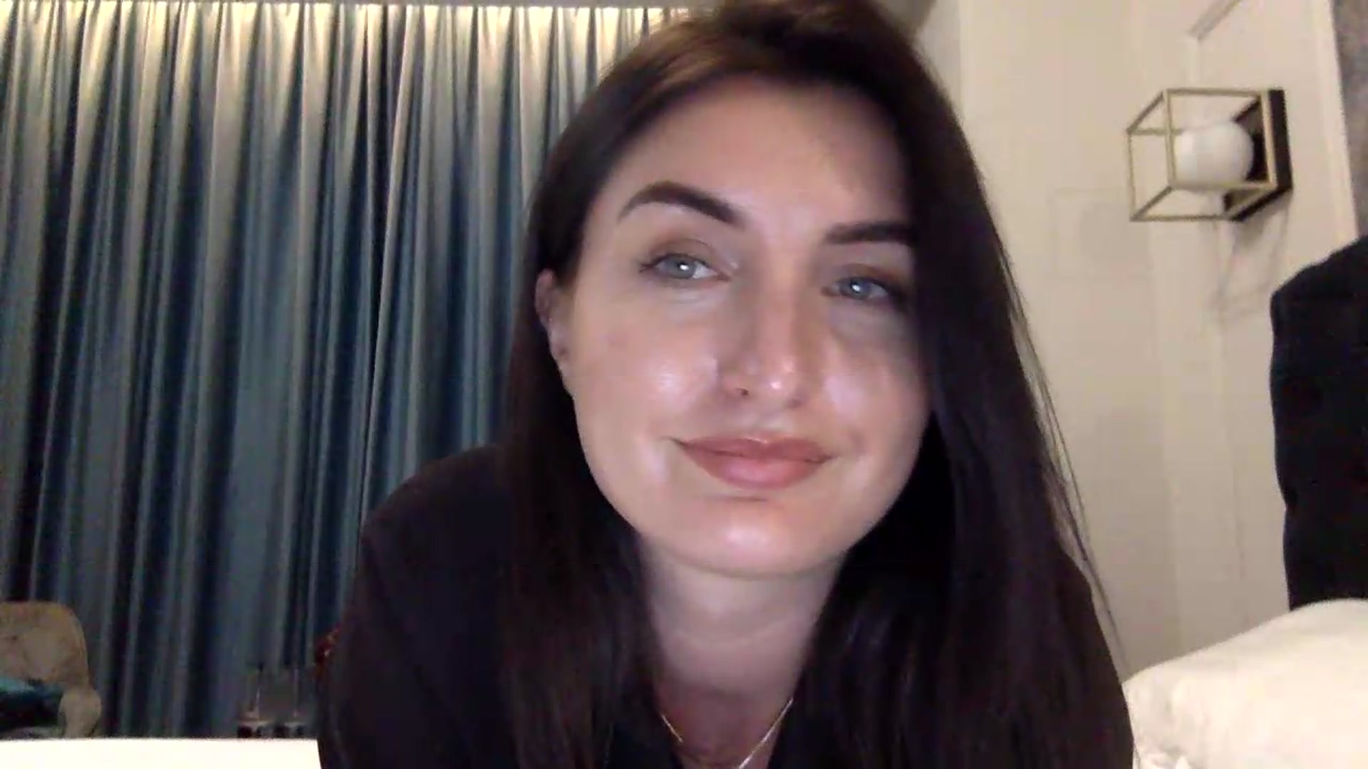 Gallery image thumbnail from EmilysBack's myfreecams stream on, 08/30/2026, 24:38 image 18 of 20