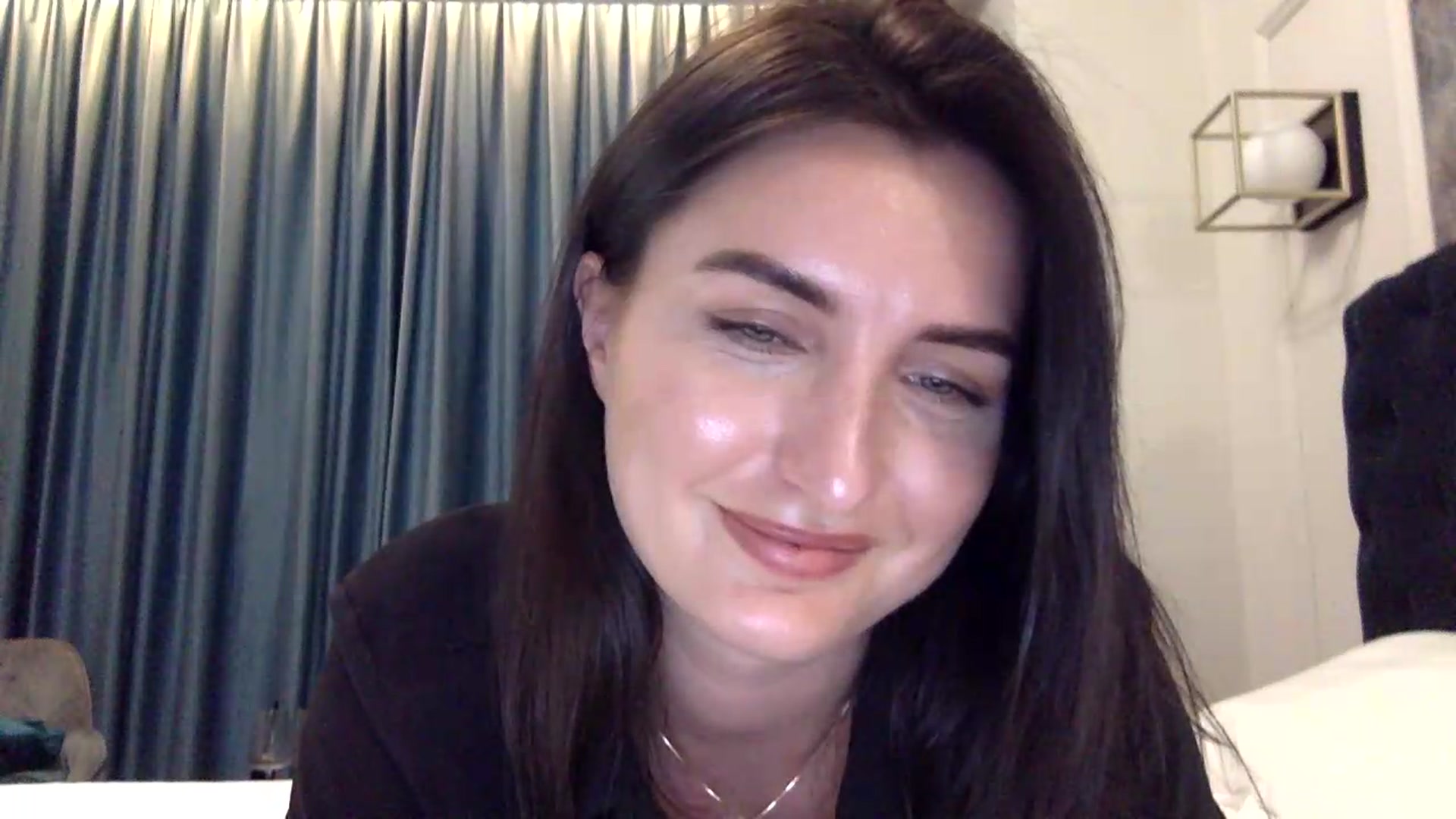 Gallery image thumbnail from EmilysBack's myfreecams stream on, 08/30/2026, 24:38 image 10 of 20
