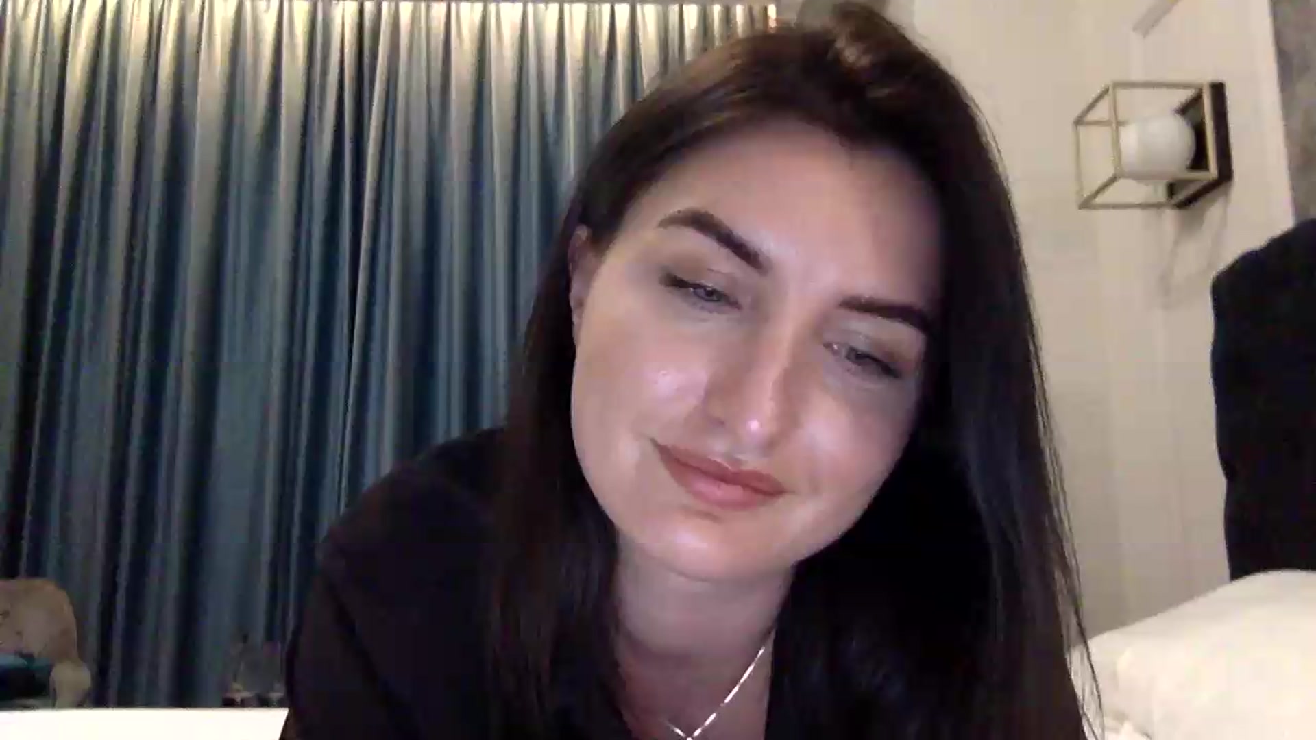 Gallery image thumbnail from EmilysBack's myfreecams stream on, 08/30/2026, 24:38 image 15 of 20