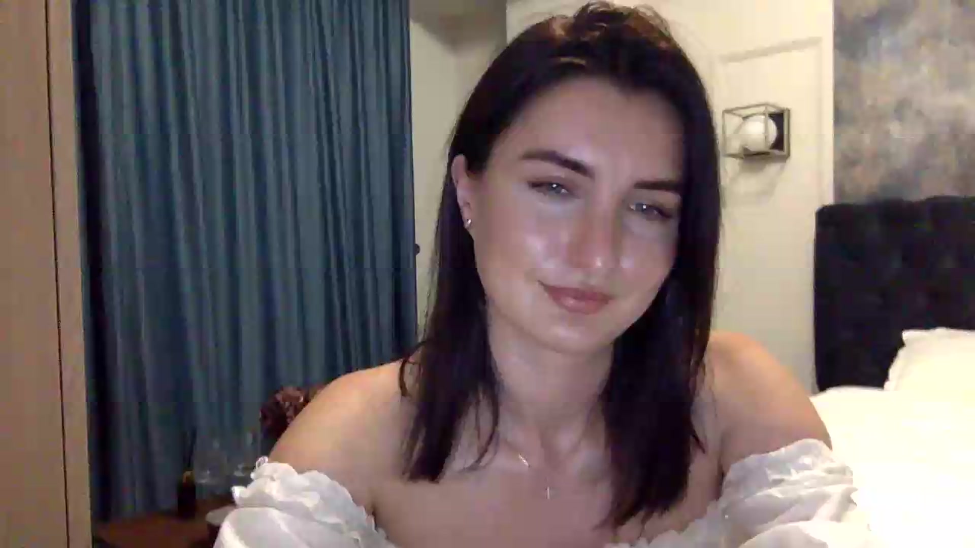Gallery image thumbnail from EmilysBack's myfreecams stream on, 08/30/2026, 21:27 image 5 of 20