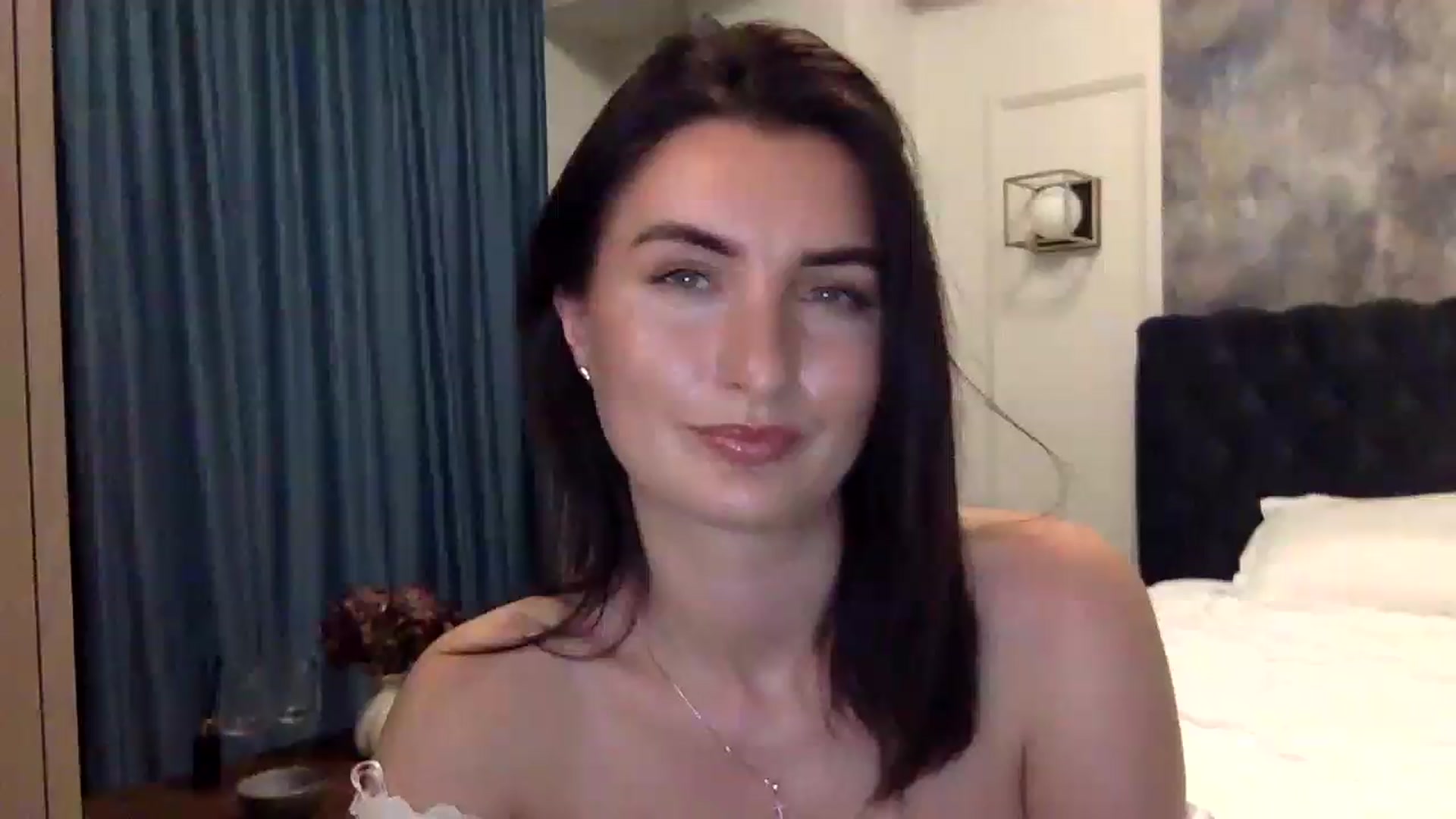 Gallery image thumbnail from EmilysBack's myfreecams stream on, 08/30/2026, 21:59 image 10 of 20