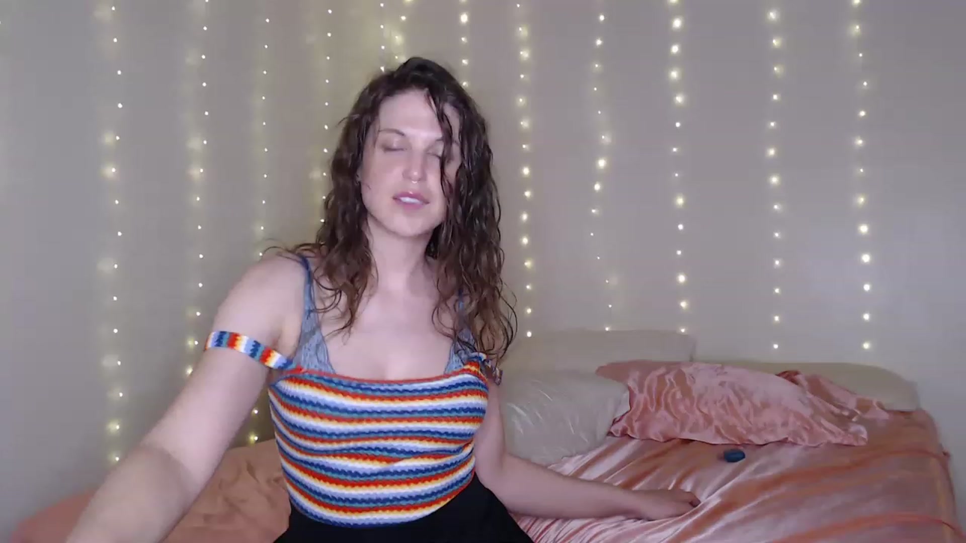 Gallery image thumbnail from Emilysworld's myfreecams stream on, 05/01/2023, 06:09 image 6 of 20