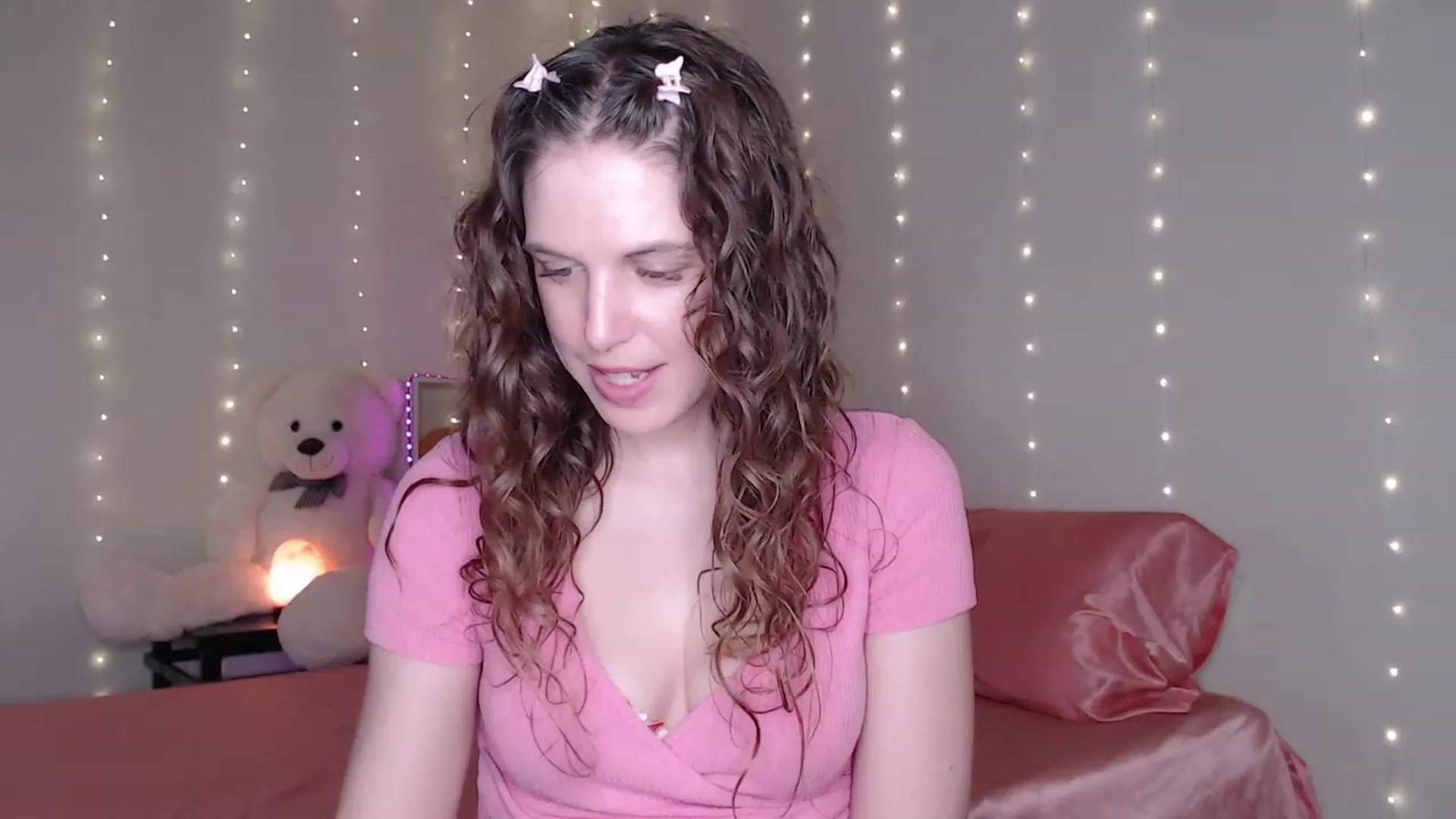 Gallery image thumbnail from Emilysworld's myfreecams stream on, 07/11/2023, 02:06 image 5 of 20