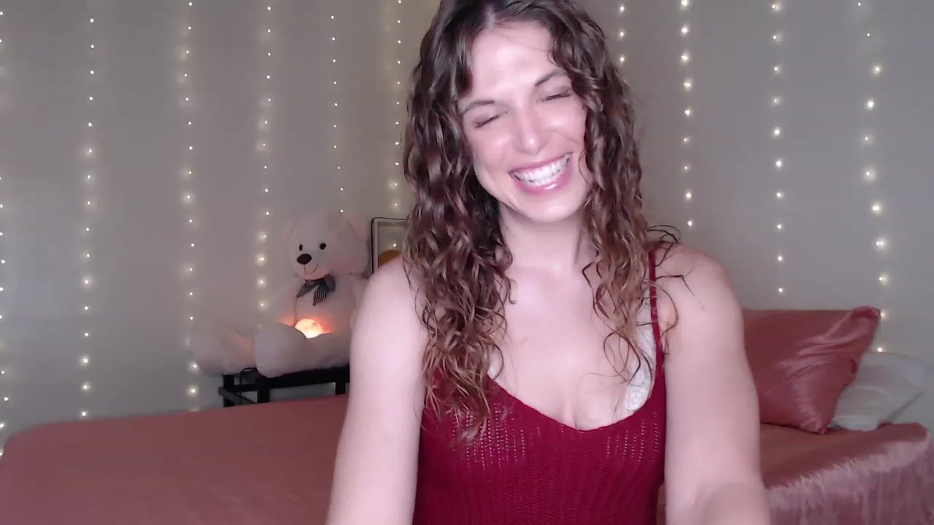 Gallery image thumbnail from Emilysworld's myfreecams stream on, 07/13/2023, 01:44 image 8 of 20