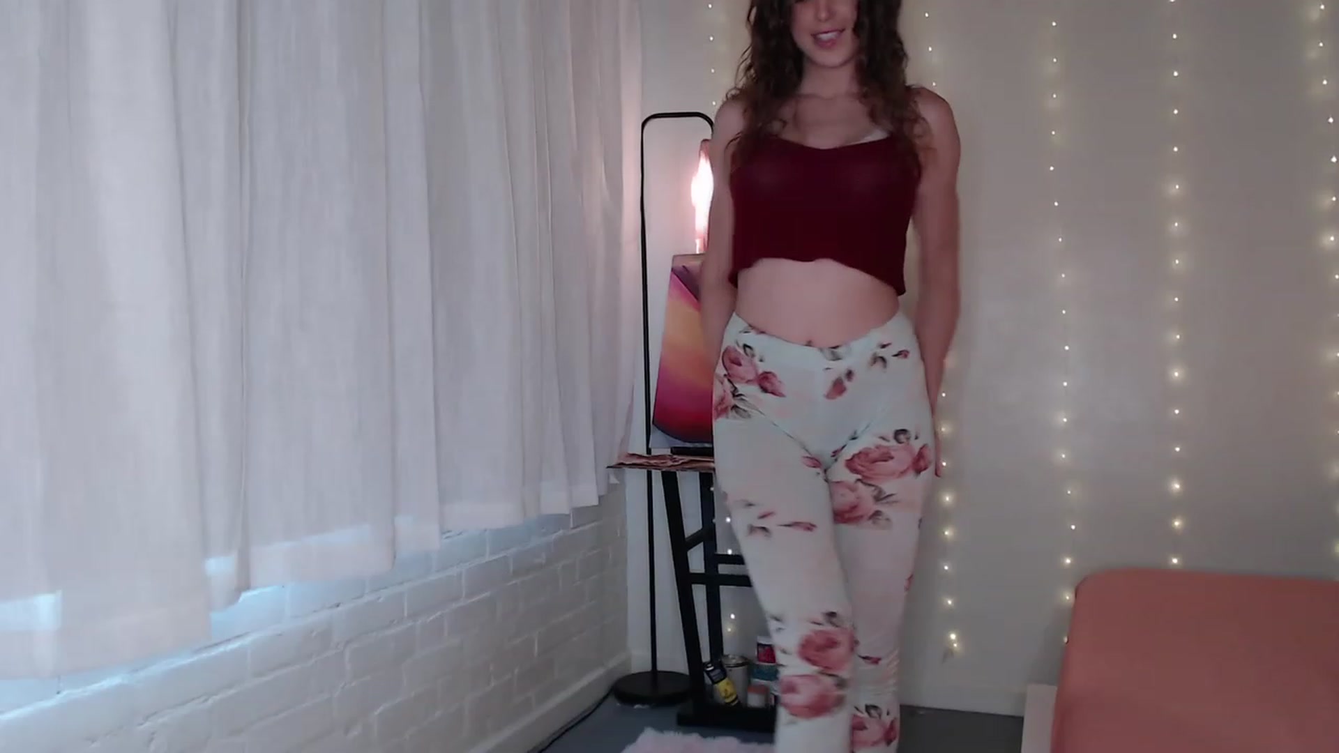 Gallery image thumbnail from Emilysworld's myfreecams stream on, 07/13/2023, 01:44 image 13 of 20