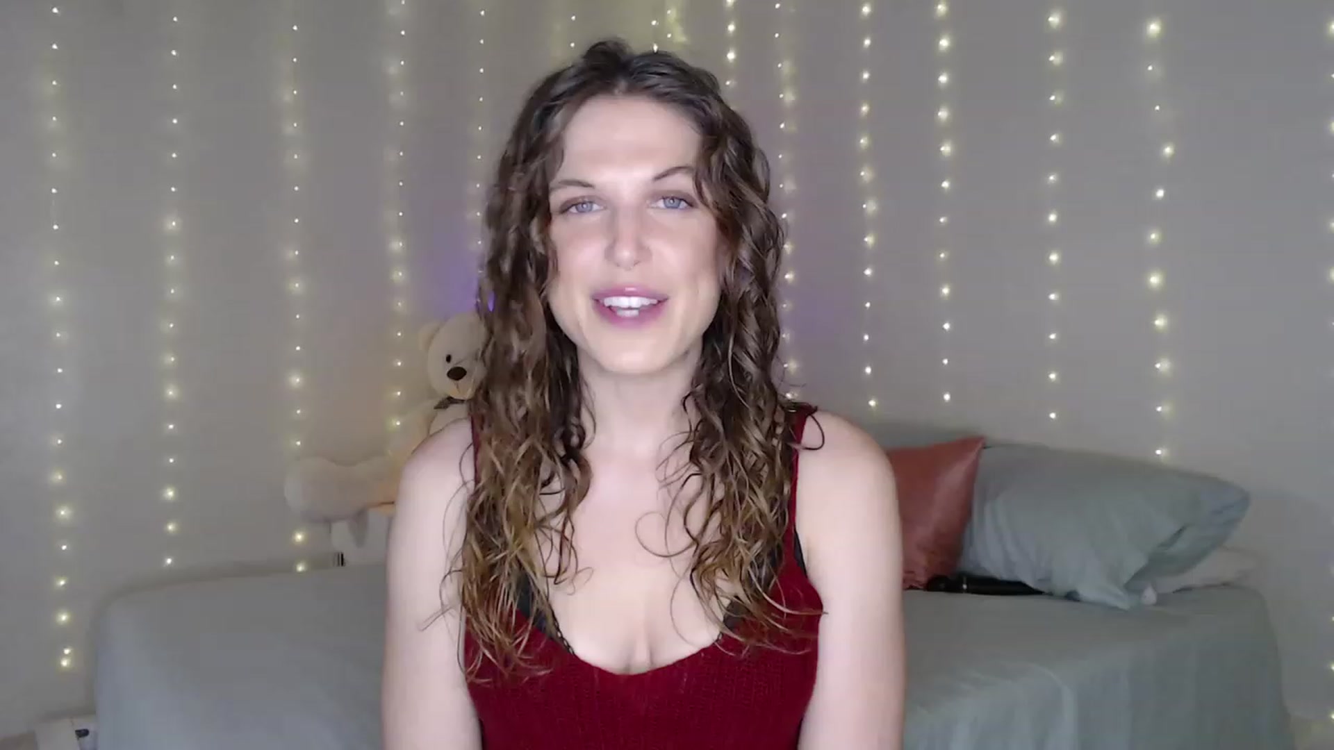 Gallery image thumbnail from Emilysworld's myfreecams stream on, 08/07/2023, 03:09 image 2 of 20