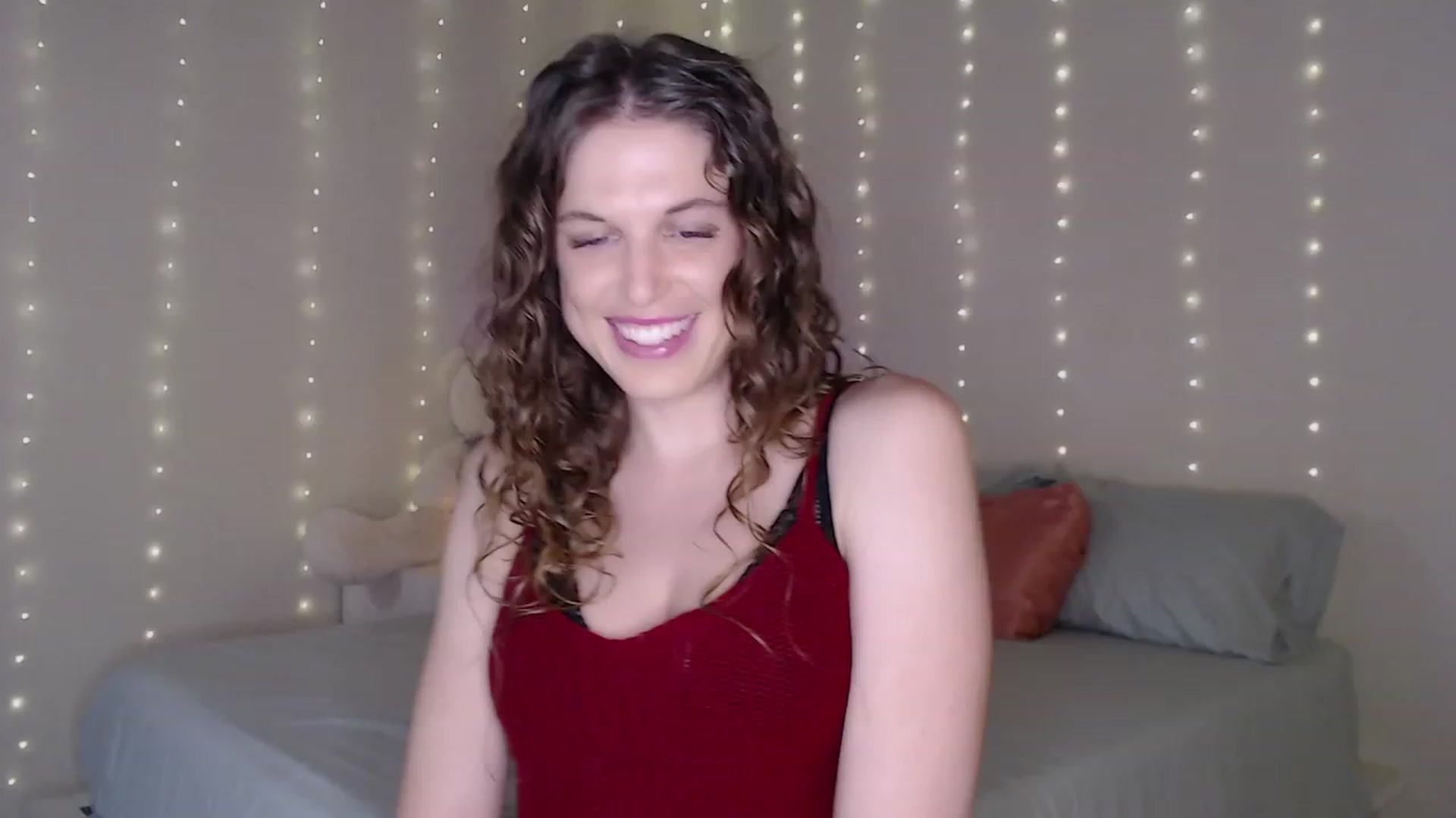 Gallery image thumbnail from Emilysworld's myfreecams stream on, 09/25/2023, 02:34 image 1 of 20