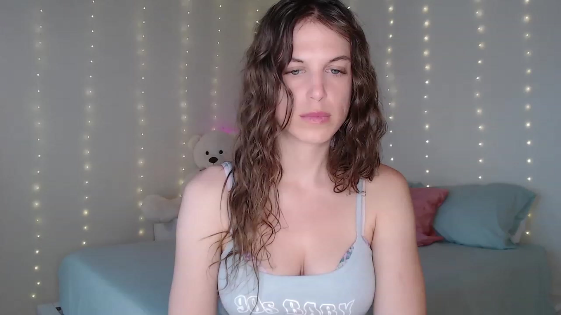 Gallery image thumbnail from Emilysworld's myfreecams stream on, 10/03/2023, 02:12 image 1 of 20