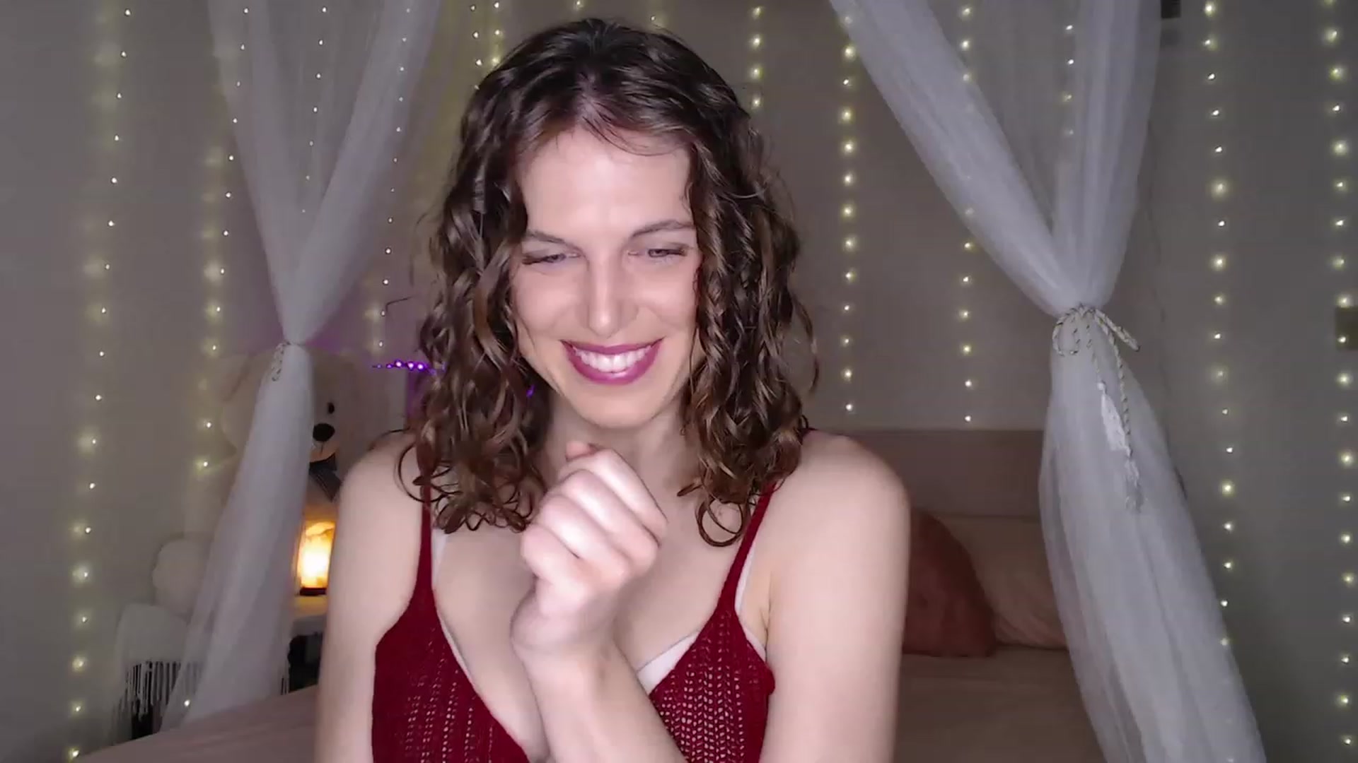 Gallery image thumbnail from Emilysworld's myfreecams stream on, 11/20/2023, 04:14 image 1 of 20