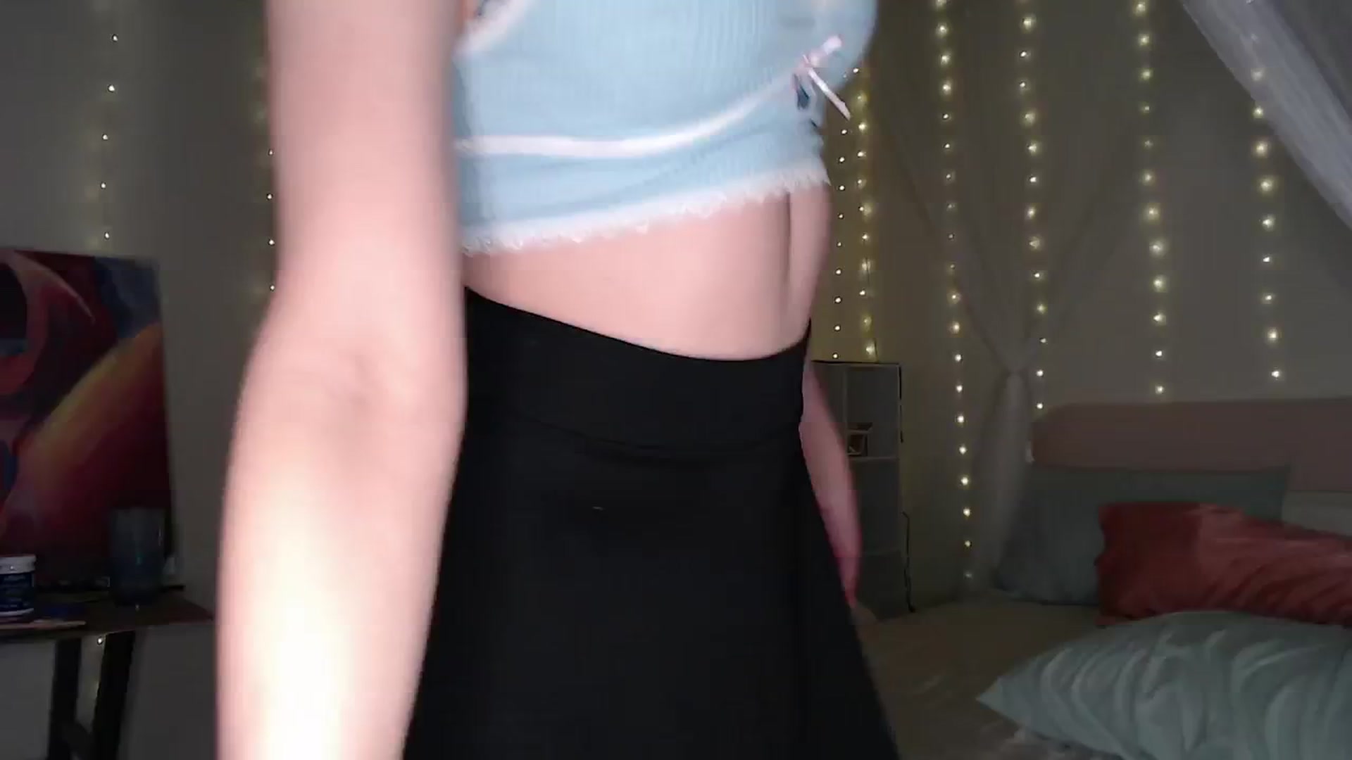 Gallery image thumbnail from Emilysworld's myfreecams stream on, 02/19/2024, 01:21 image 11 of 20