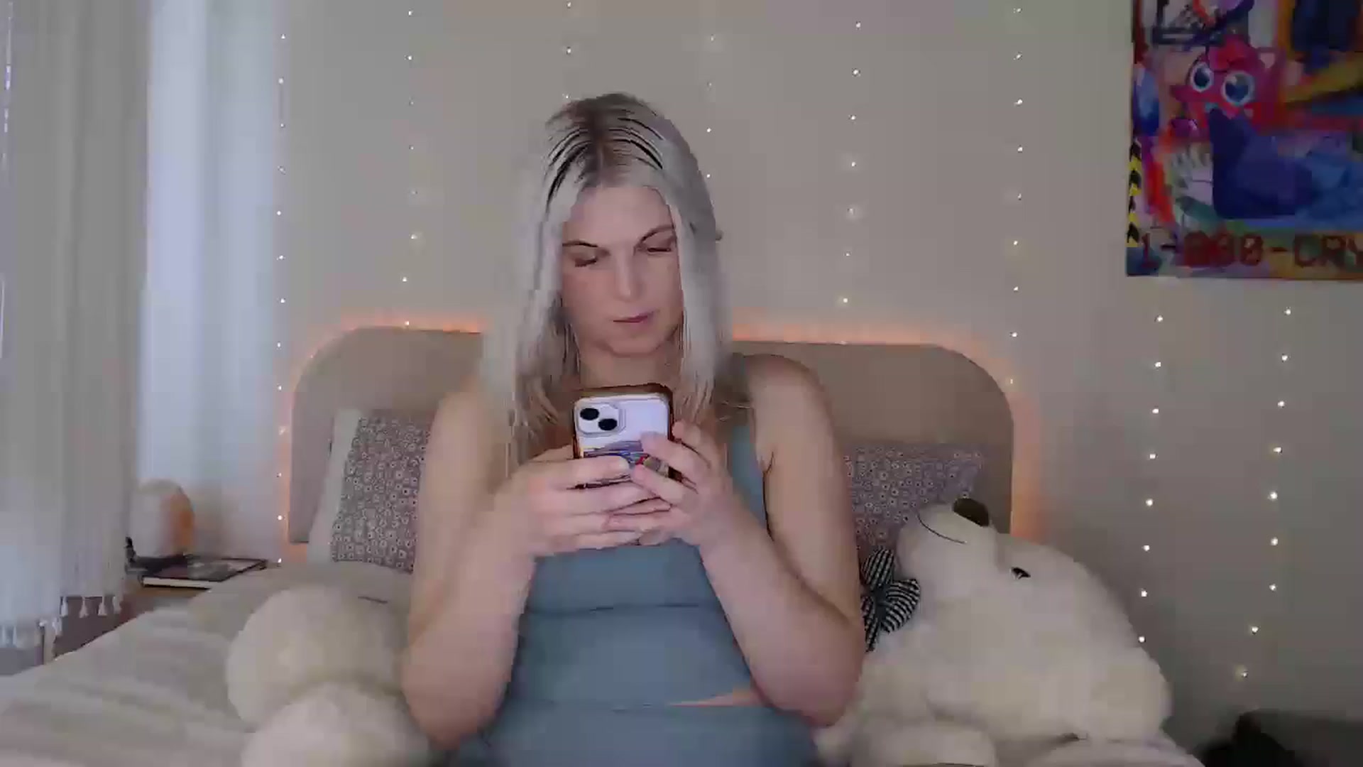 Gallery image thumbnail from Emilysworld's myfreecams stream on, 03/13/2025, 23:07 image 20 of 20