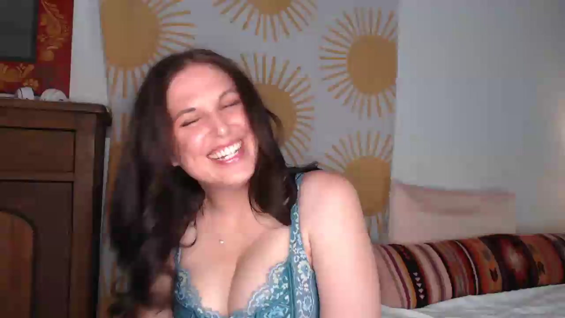 Gallery image thumbnail from Emilysworld's myfreecams stream on, 07/28/2026, 03:18 image 2 of 20