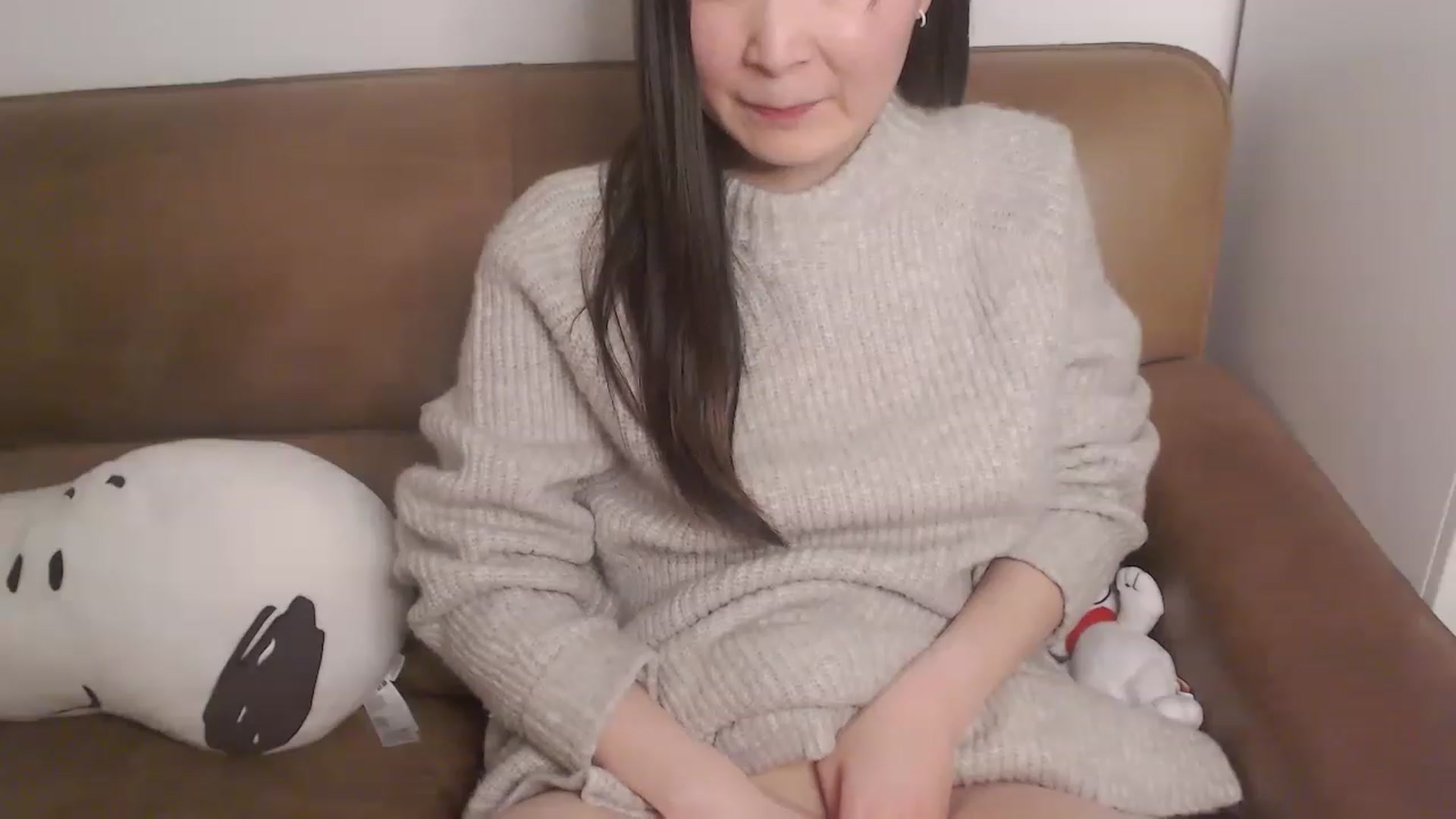 Gallery image thumbnail from Emma0000's myfreecams stream on, 12/24/2022, 20:37 image 13 of 20