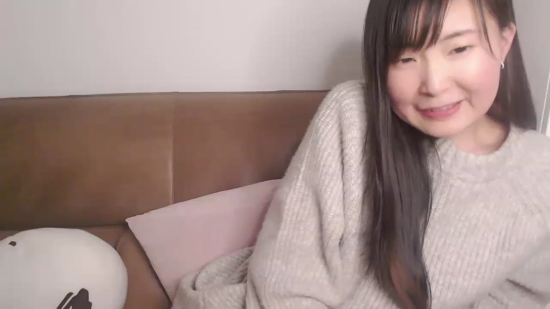 Gallery image thumbnail from Emma0000's myfreecams stream on, 12/24/2022, 20:37 image 18 of 20
