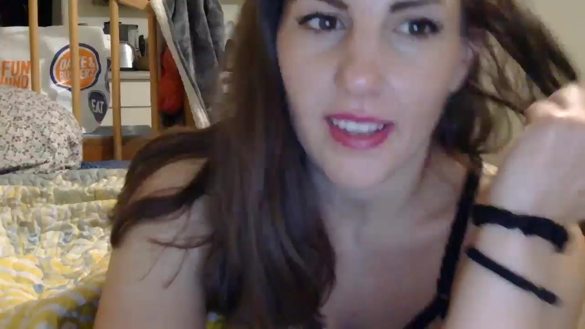Gallery image thumbnail from EmmaBreeze's myfreecams stream on, 05/13/2024, 06:58 image 5 of 20