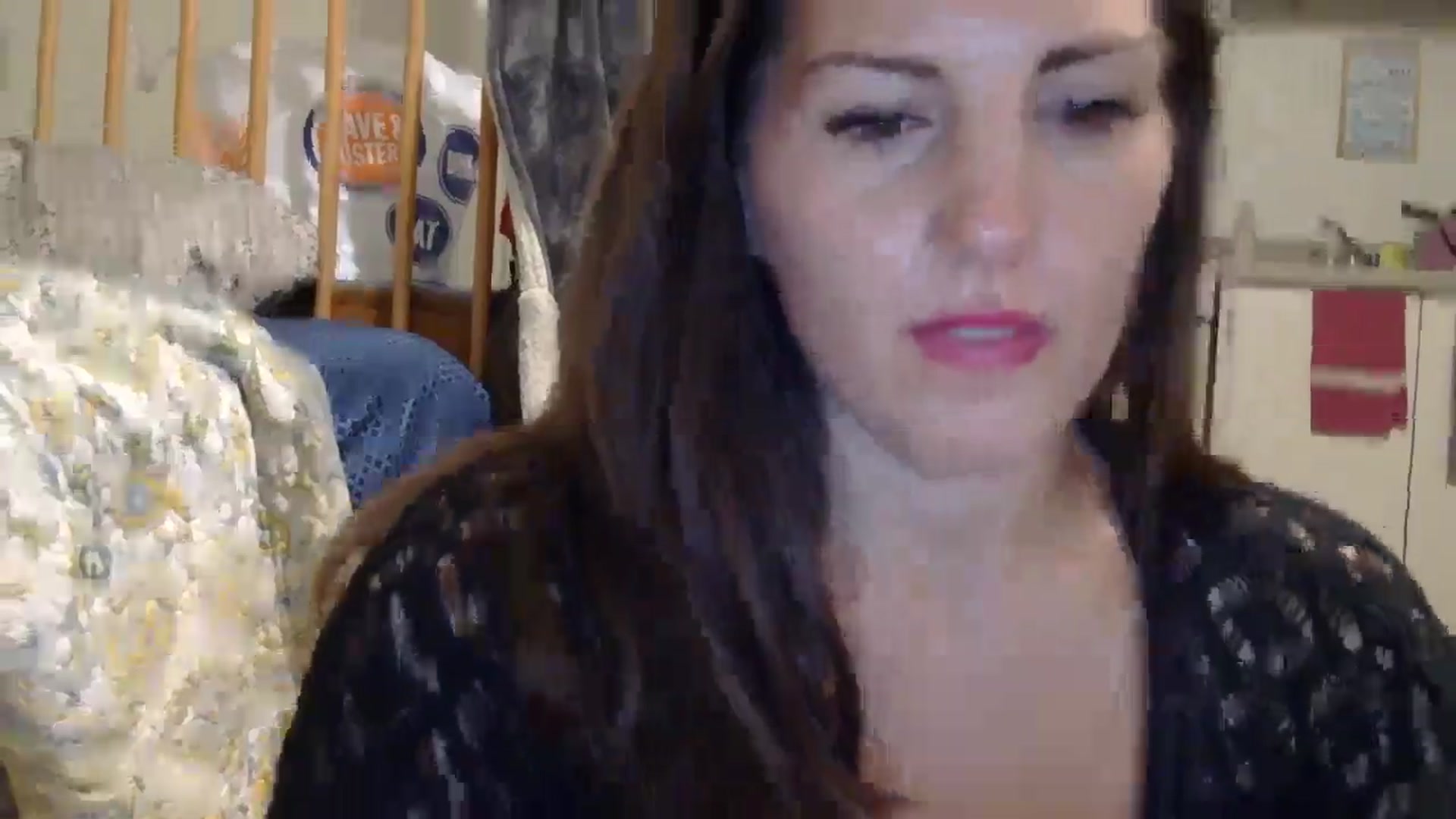 Gallery image thumbnail from EmmaBreeze's myfreecams stream on, 05/13/2024, 06:58 image 15 of 20