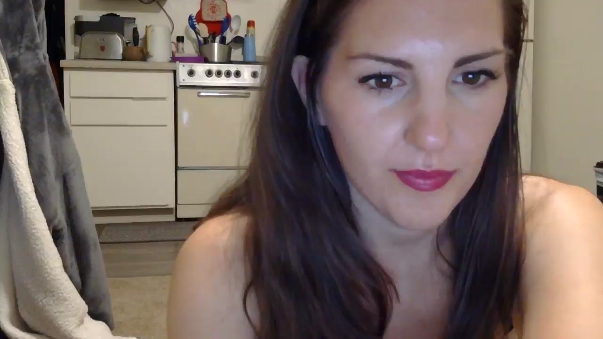 Gallery image thumbnail from EmmaBreeze's myfreecams stream on, 05/13/2024, 07:17 image 12 of 20