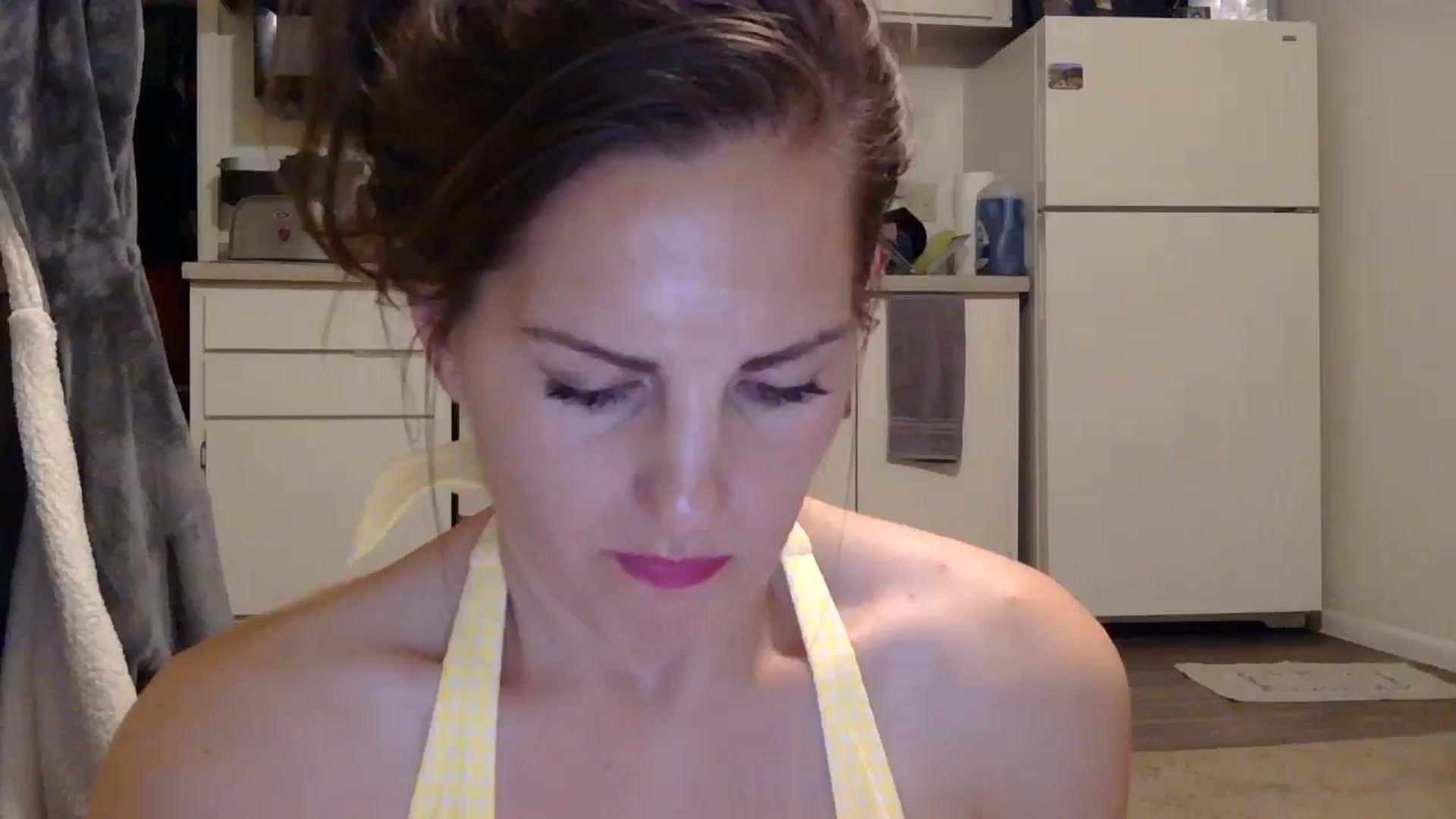 Gallery image thumbnail from EmmaBreeze's myfreecams stream on, 05/13/2024, 08:12 image 19 of 20