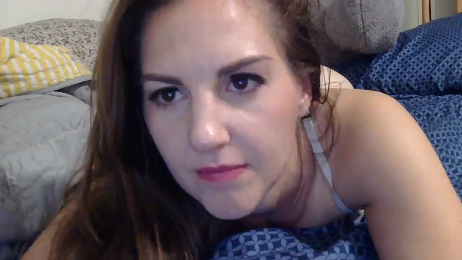 Gallery image thumbnail from EmmaBreeze's myfreecams stream on, 05/18/2024, 15:13 image 15 of 20
