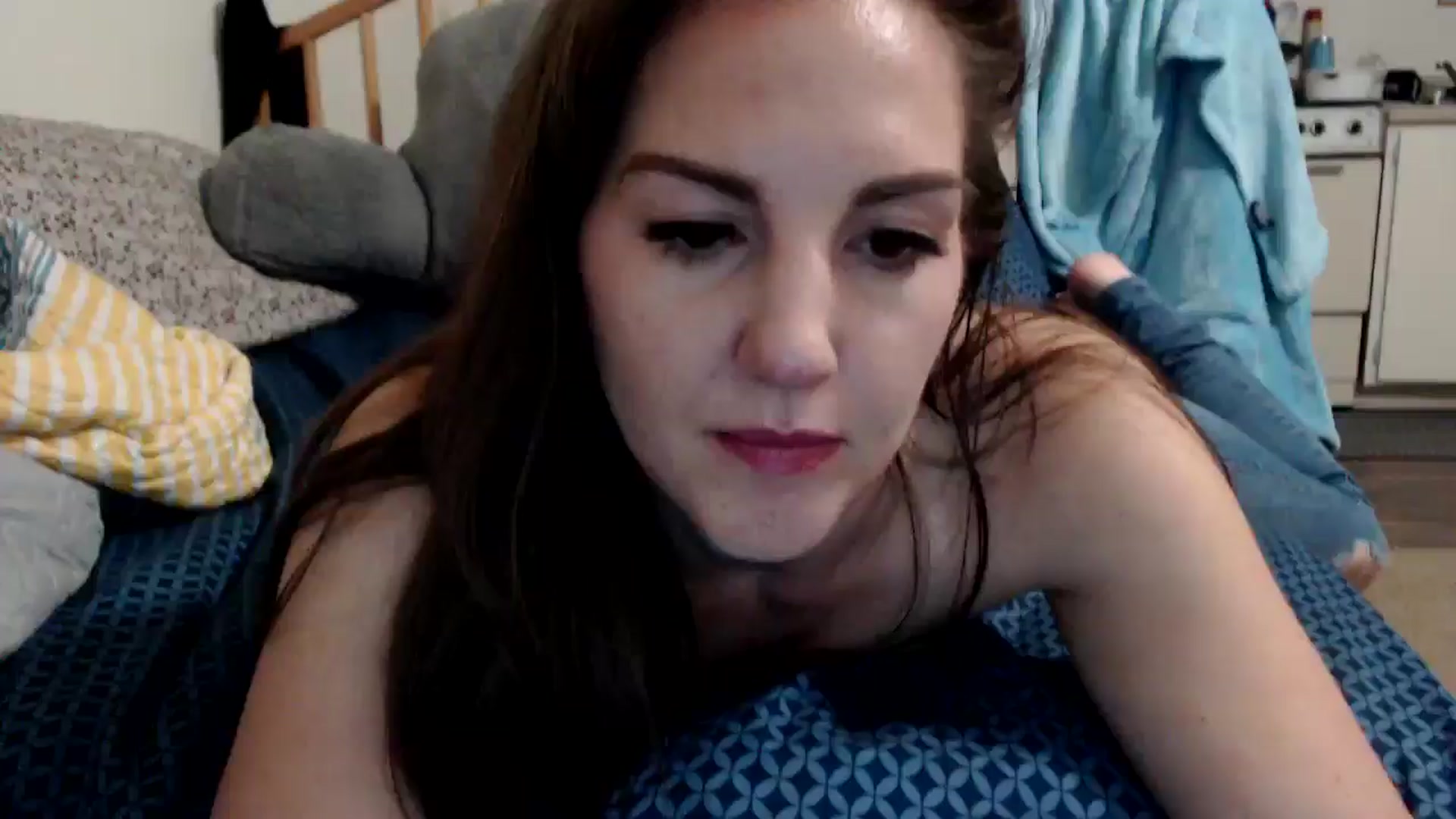 Gallery image thumbnail from EmmaBreeze's myfreecams stream on, 05/18/2024, 15:55 image 17 of 20