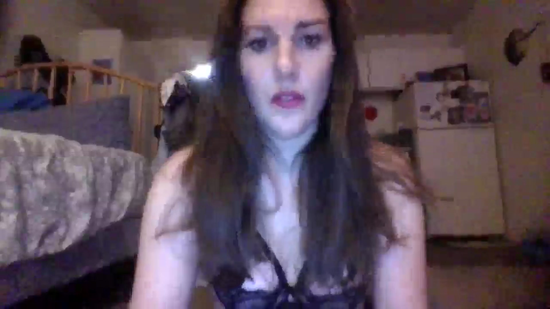 Gallery image thumbnail from EmmaBreeze's myfreecams stream on, 04/02/2025, 17:47 image 2 of 20
