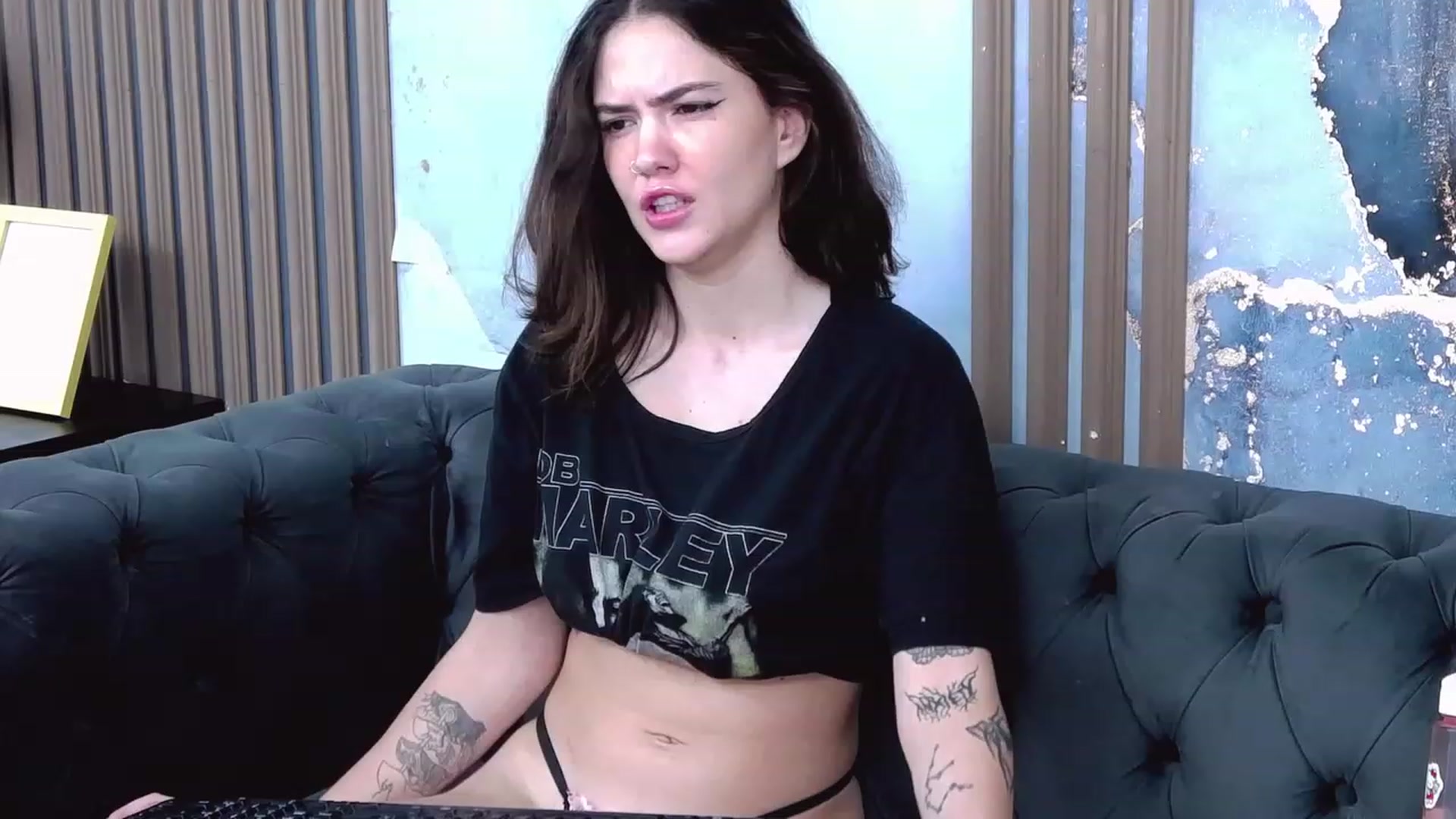 Gallery image thumbnail from EmmaCutiePie's myfreecams stream on, 08/17/2023, 07:02 image 7 of 20